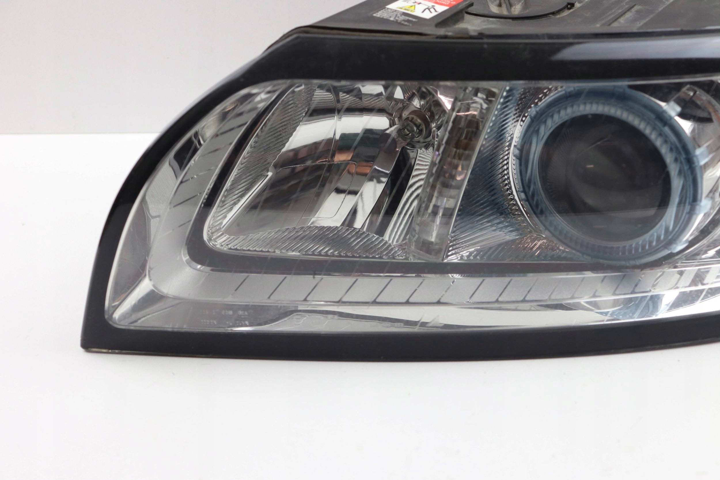 VOLVO V50 LIFT light front left front XENON 0301237271 31299587 EUROPA