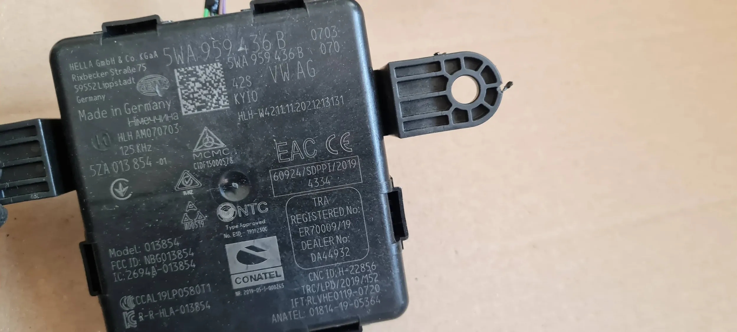 S3 8Y A3 control unit module KEYLESS 5WA959436B VW AUDI