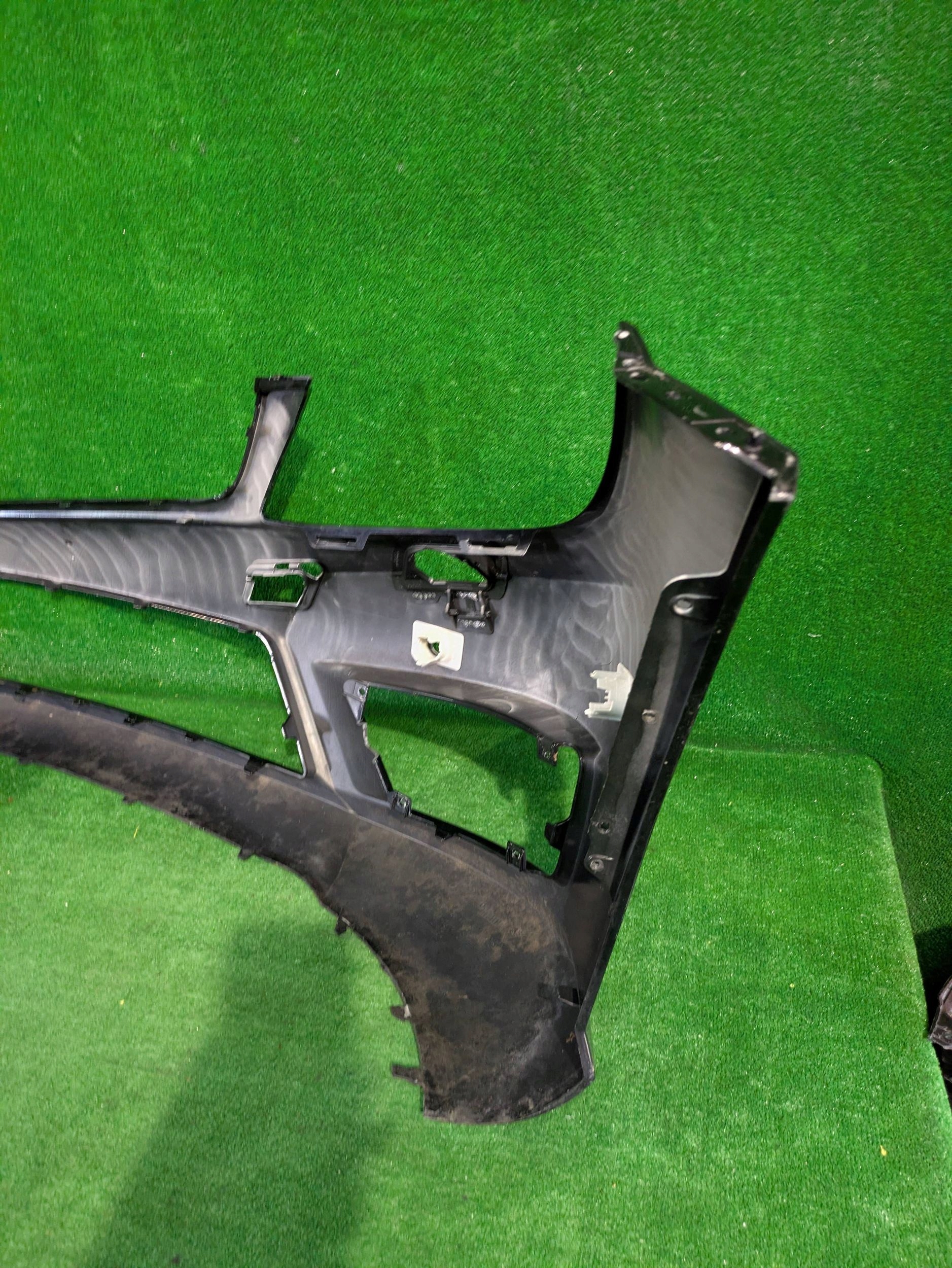 front bumper front MERCEDES C-KLASA W204 LIFT AMG