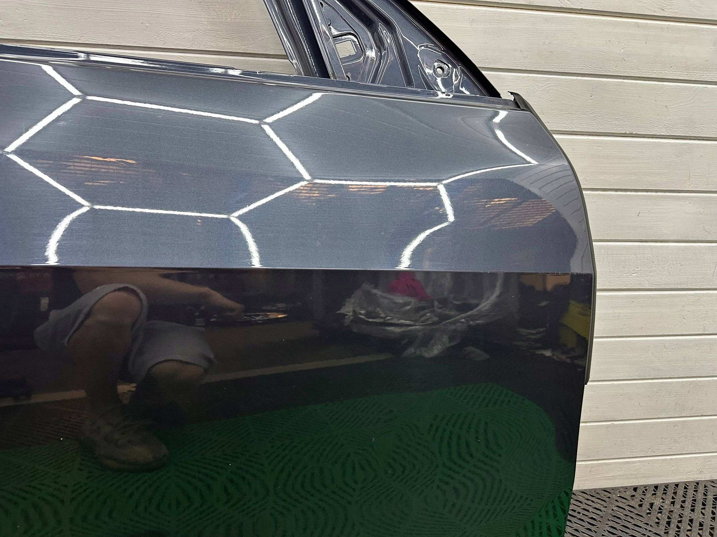 door front front side right BMW X5 G05