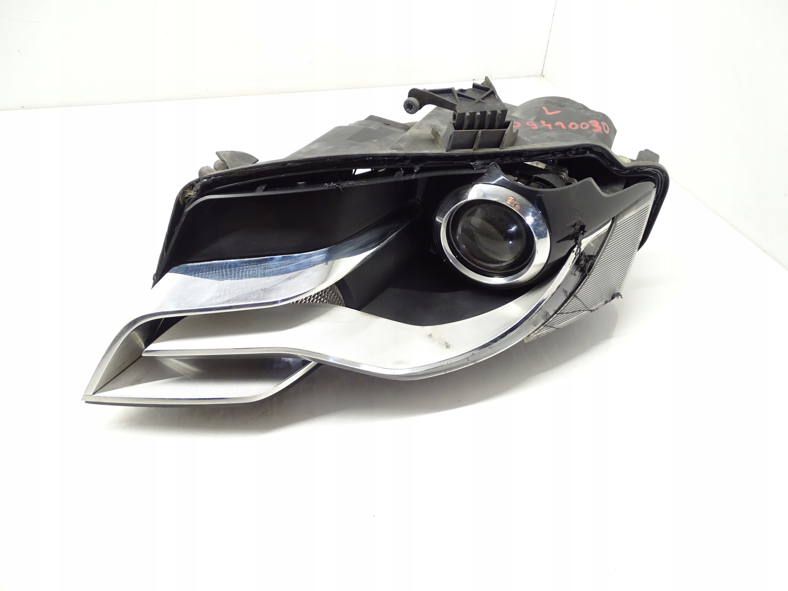light left front left front BIXENON UK AUDI A4 B8 8K0941003D