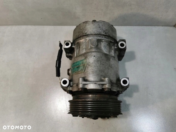 kompresor klimatizaci RENAULT SCENIC a 2.0 7700866828B