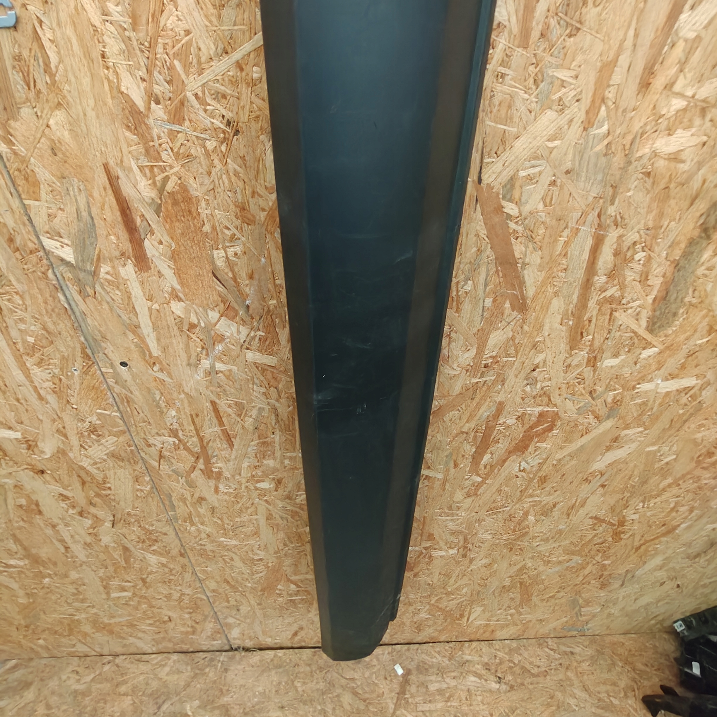 moulding threshold left PEUGEOT 2008 and 82018Z03