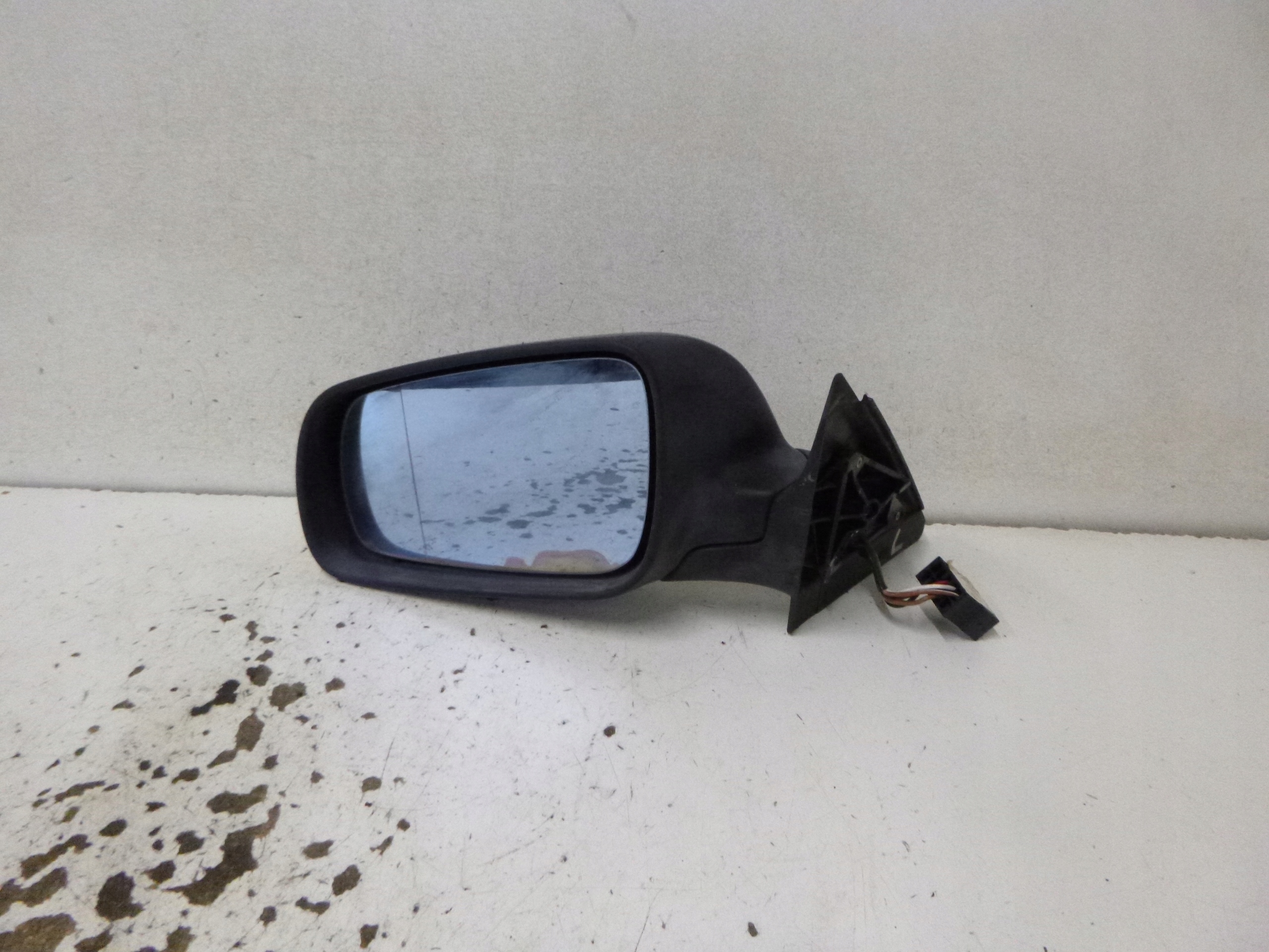 mirror left AUDI A4 B5 94-99 5PIN 8D1858531