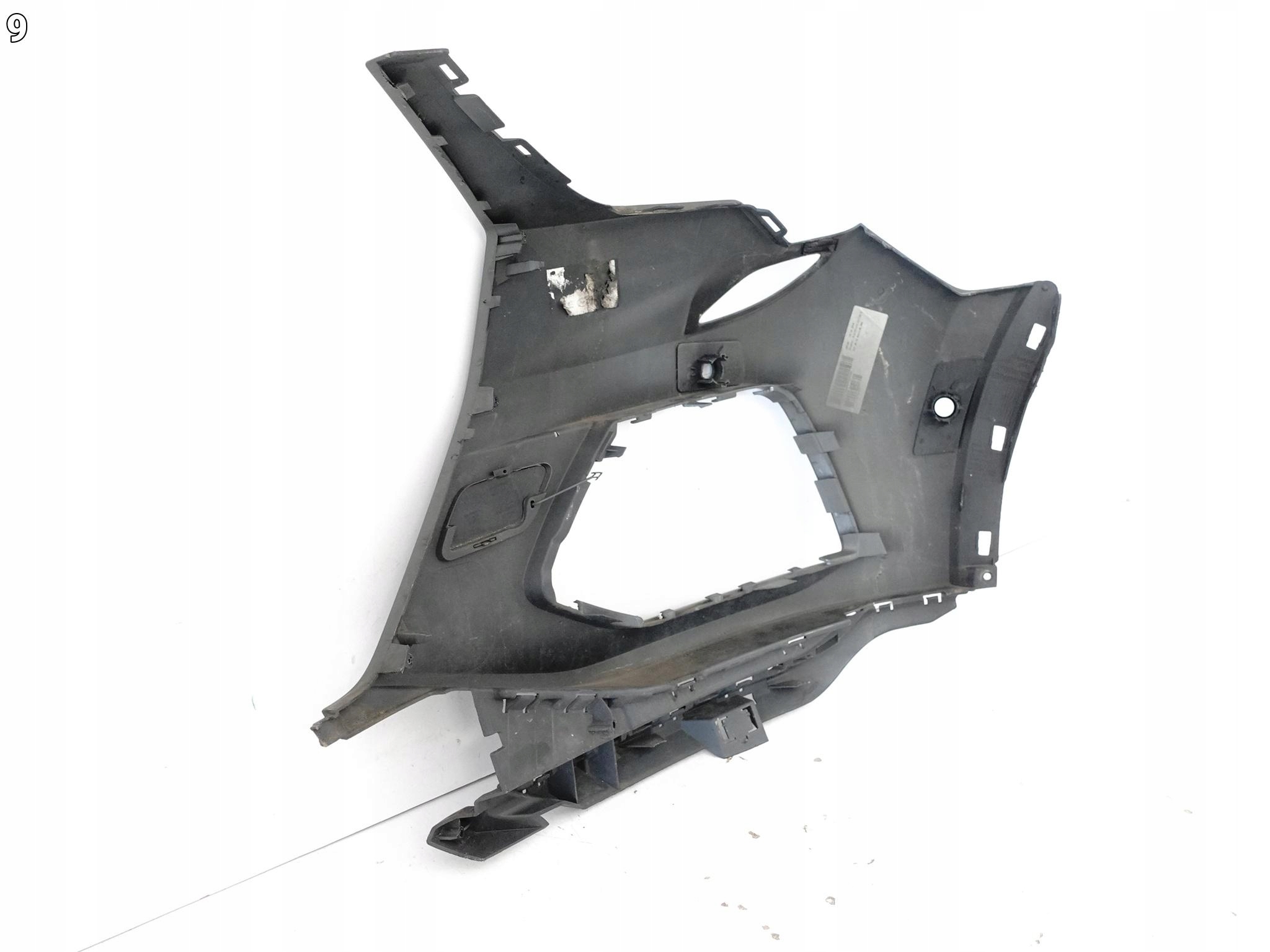 AUDI Q3 II F3 83A BASIS 18-25 bumper corner right front (washer/PDC)