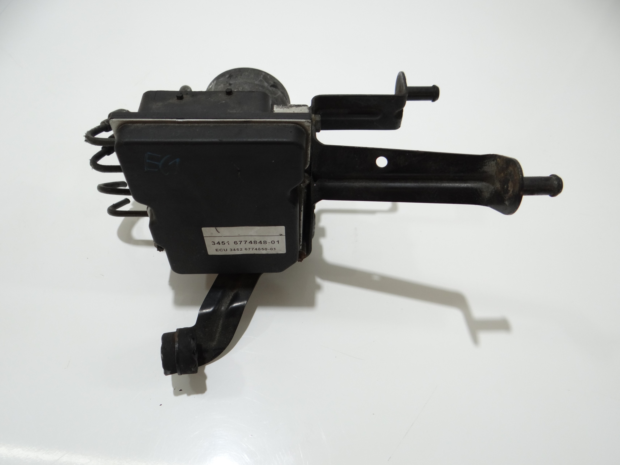 servo bubanj ABS BMW E60 E61 6774848 (20189779)
