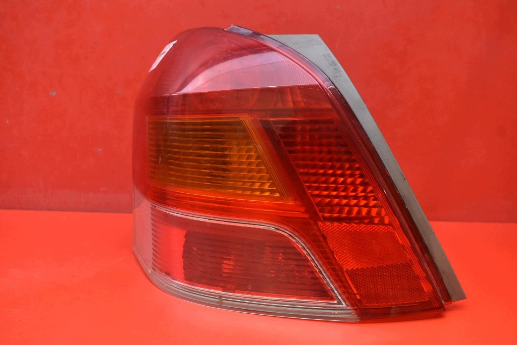 light left rear part rear 0D-53 TOYOTA YARIS 2 II 3D HB 05-09