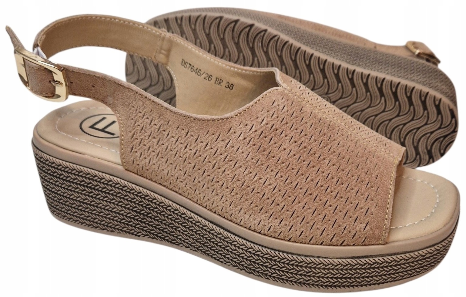 Filippo DS7646/26 Hnědé sandály na koturnu, semišová kůže, velikost vel