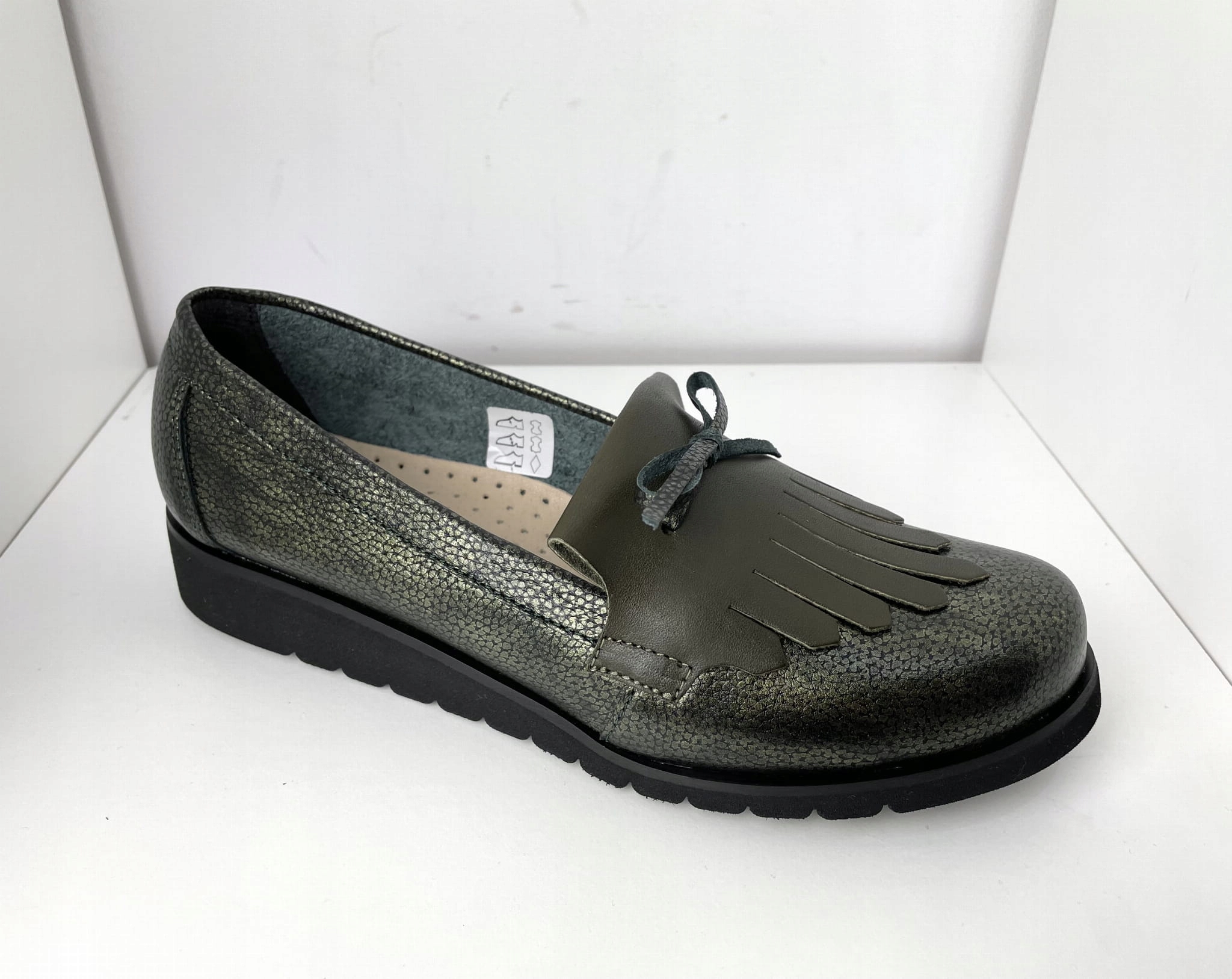 Dámské kožené polobotky Higo 1950/0 Elit Green 37, zelená