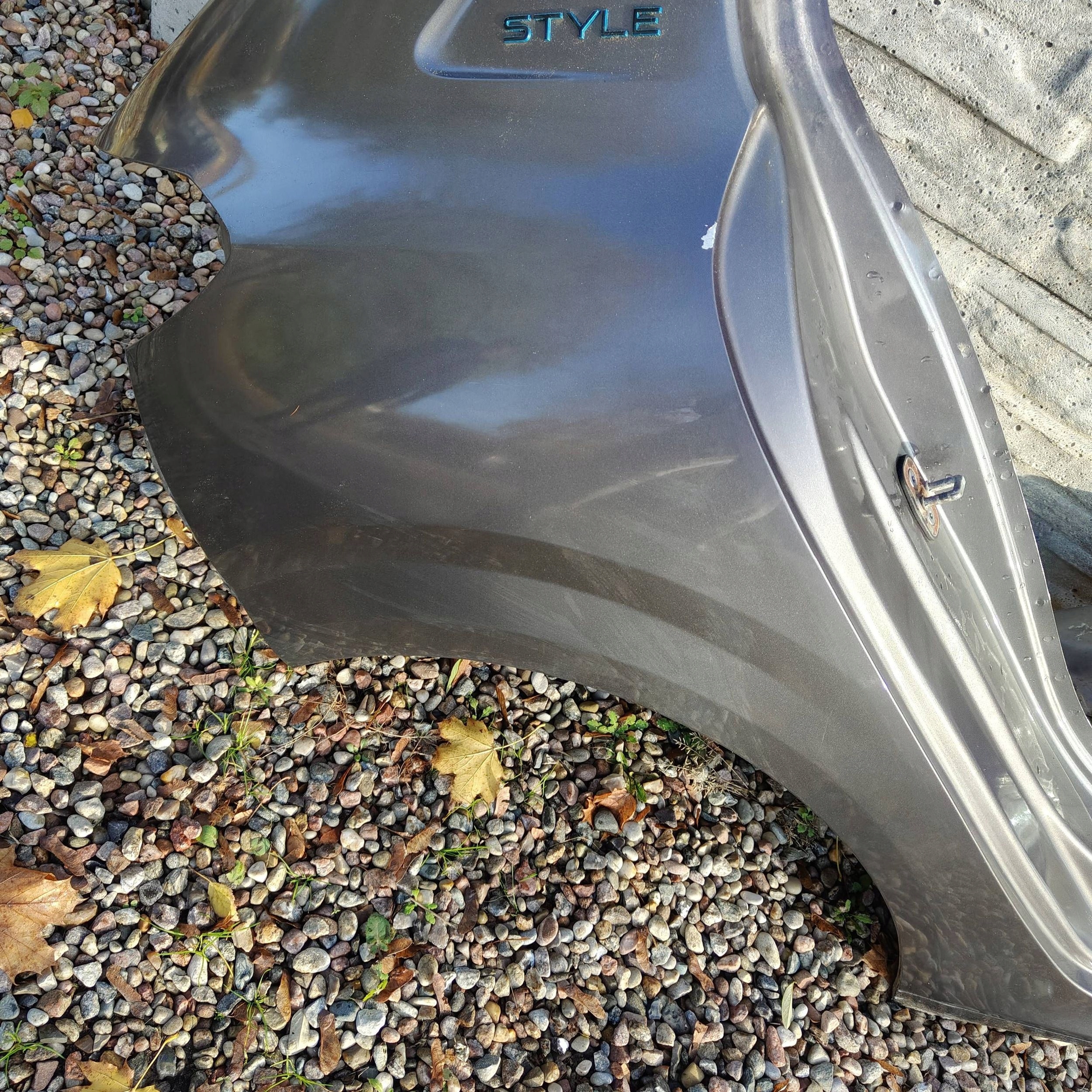quarter rear rear part side right Peugeot 208