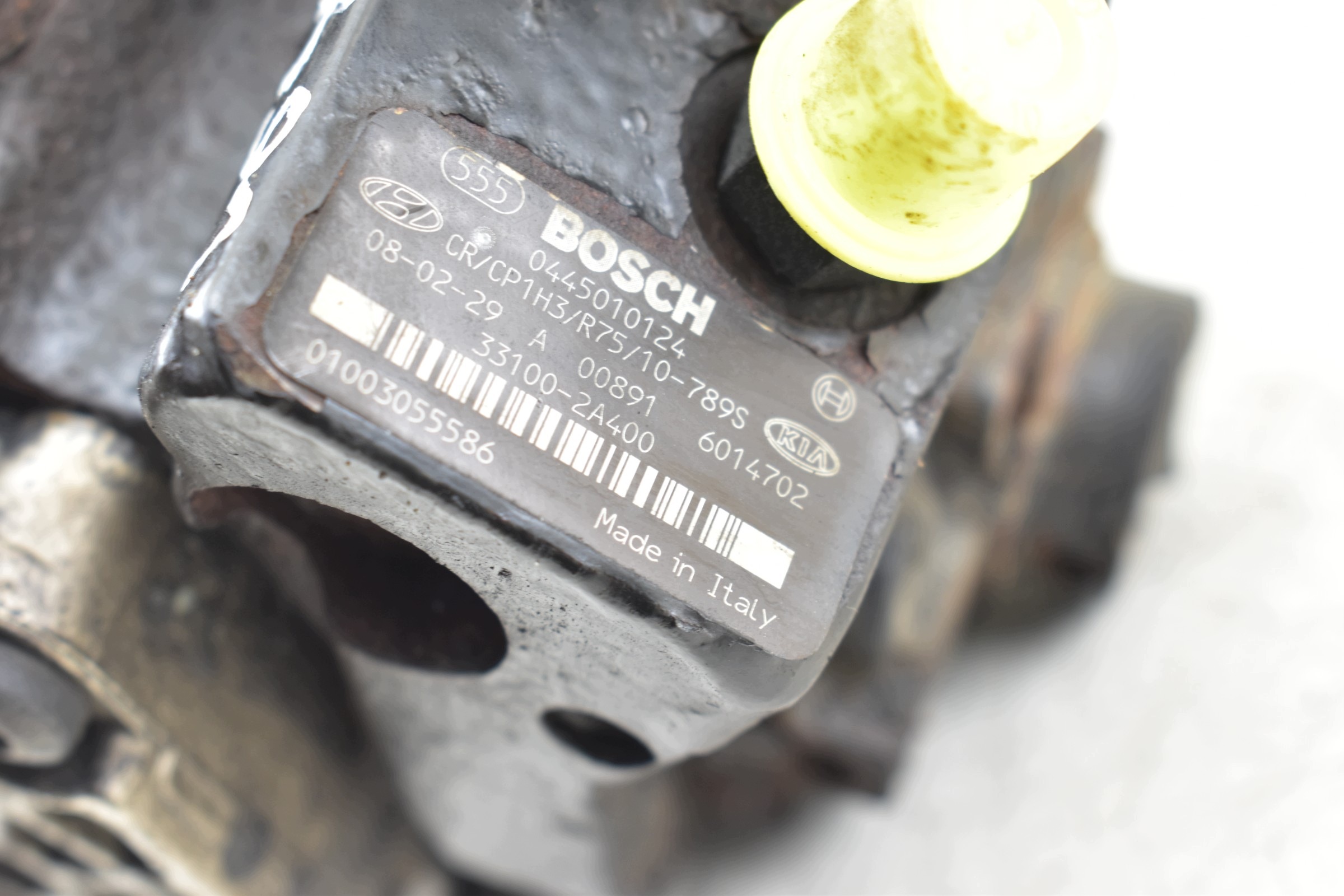 pompe d'injection KIA CEED et HYUNDAI i10 et 1.6 CRDI 33100-2A400