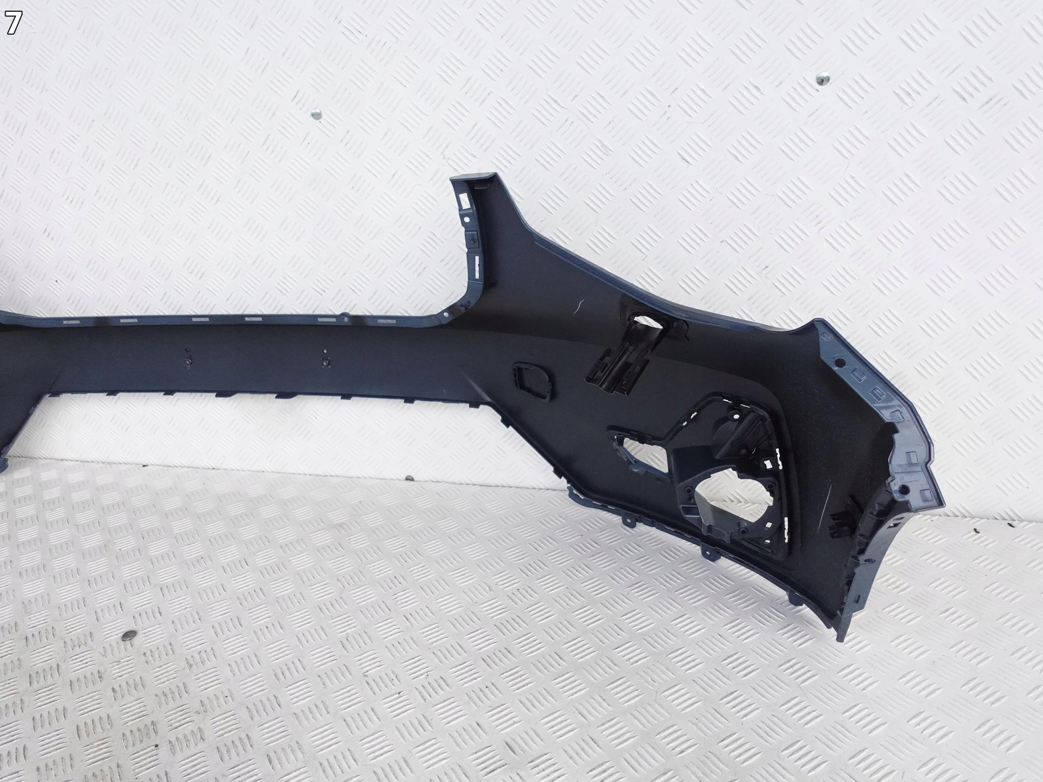 VOLVO XC40 LIFT 22- bumper front *washer/PDC*