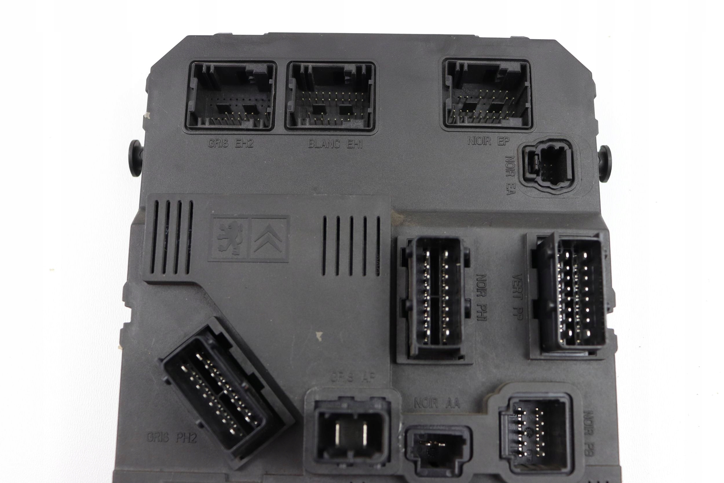 PEUGEOT 206 module compartment control unit BSI S118085220A 9849627880