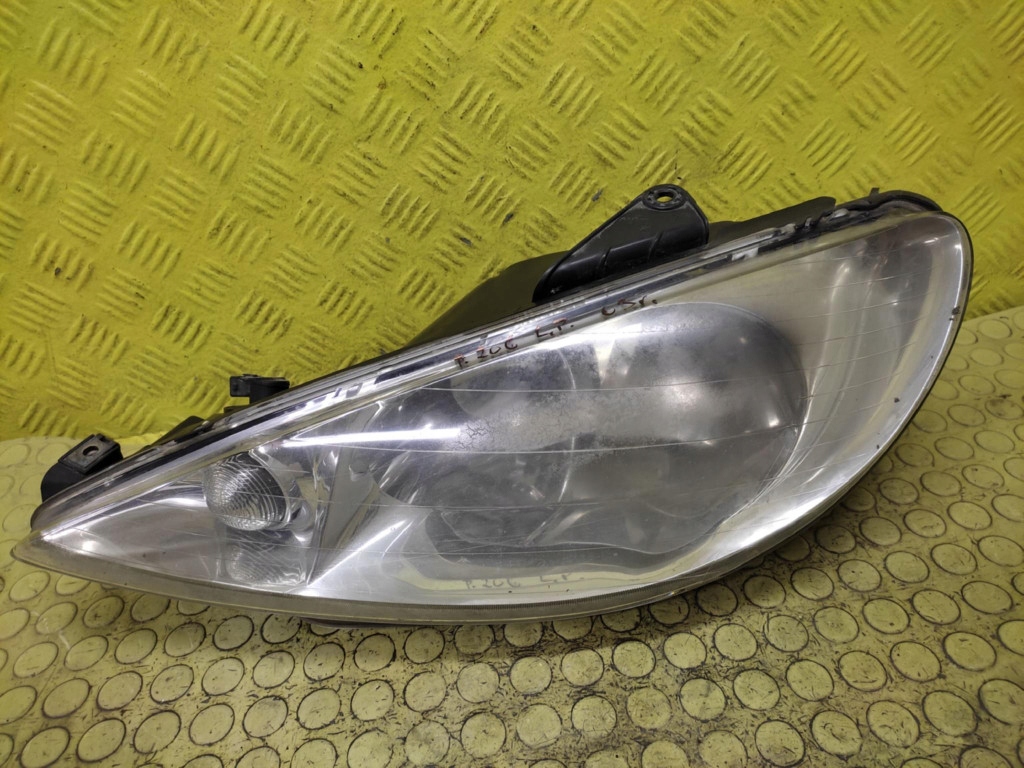 PEUGEOT 206 REFLEKTOR light left front 9628666880