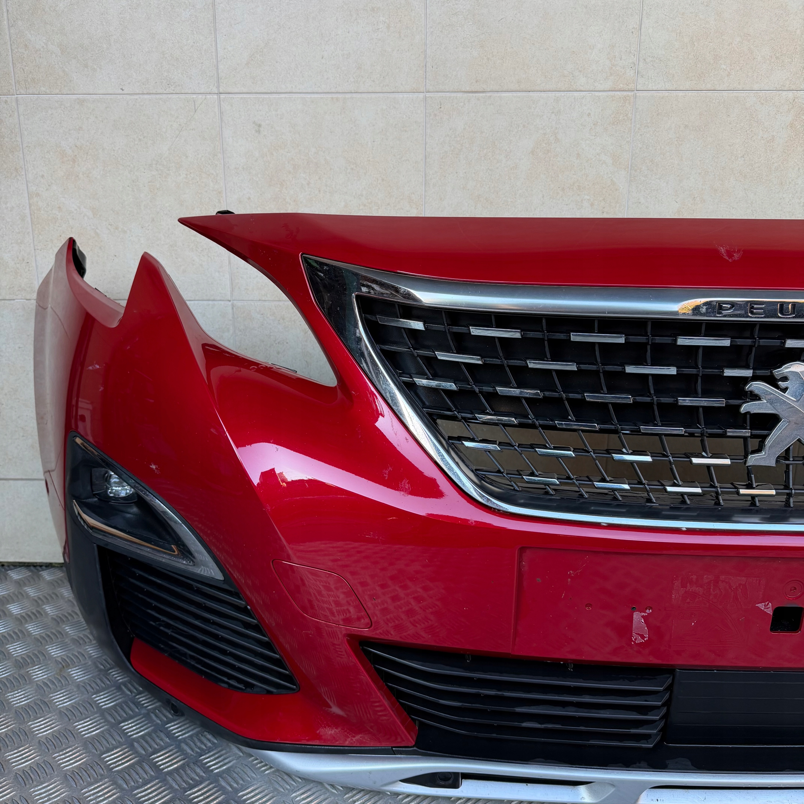 front bumper complete PEUGEOT 3008 II GT-LINE 2020 ROK 6 PDC