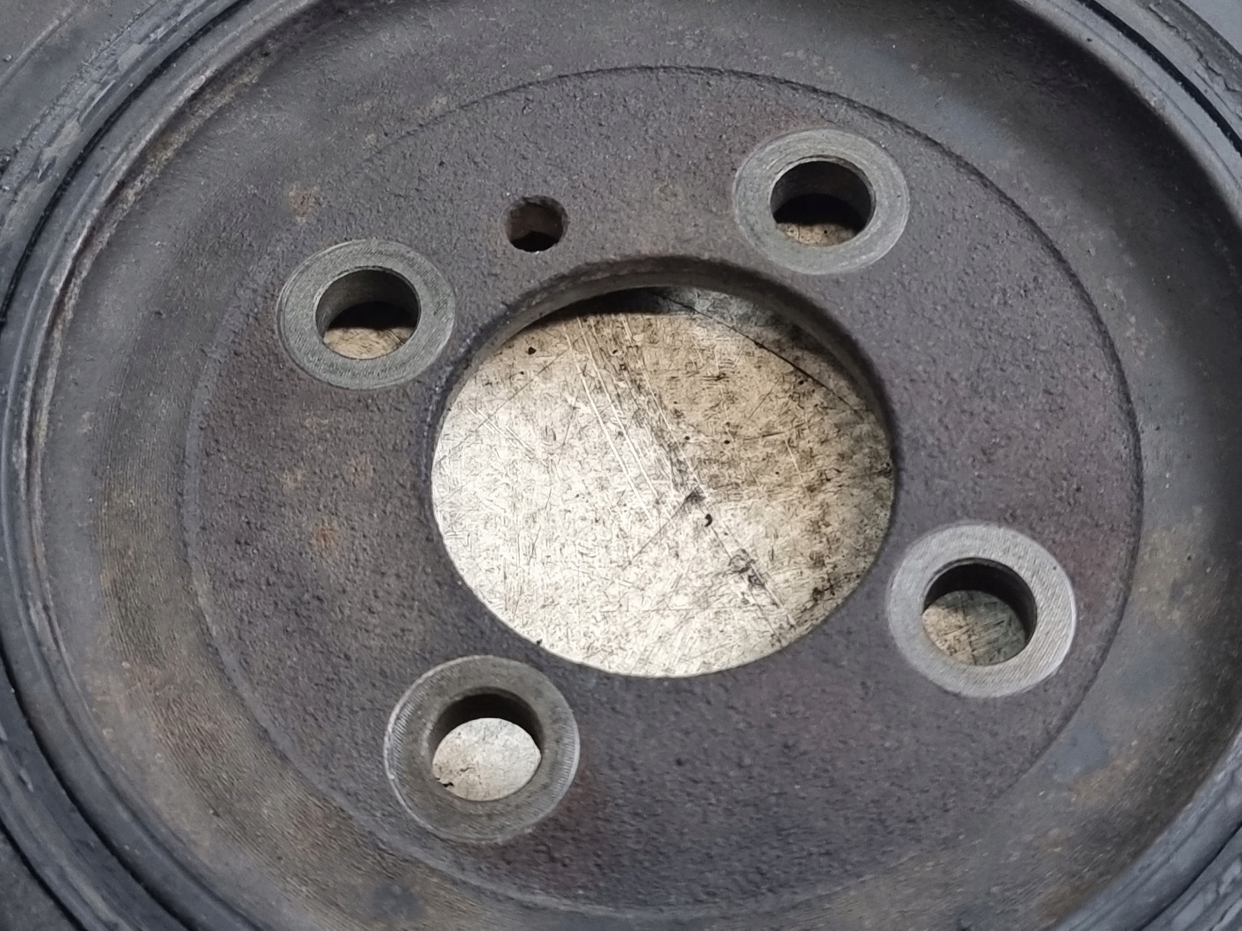 pulley HYUNDAI TRAJET 2.0 CRDI