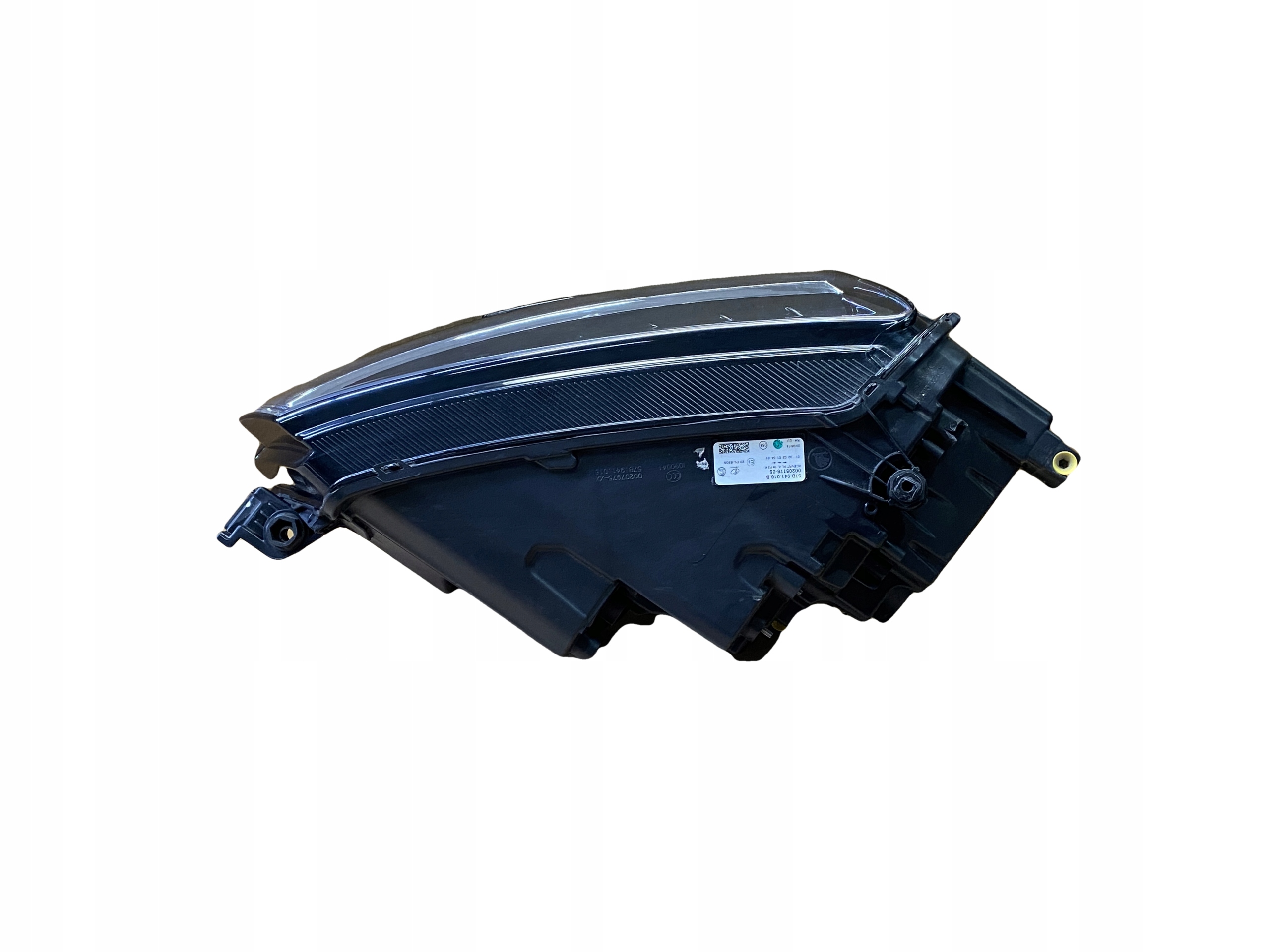 SKODA KAROQ 57B light right FULL LED 57B941016B