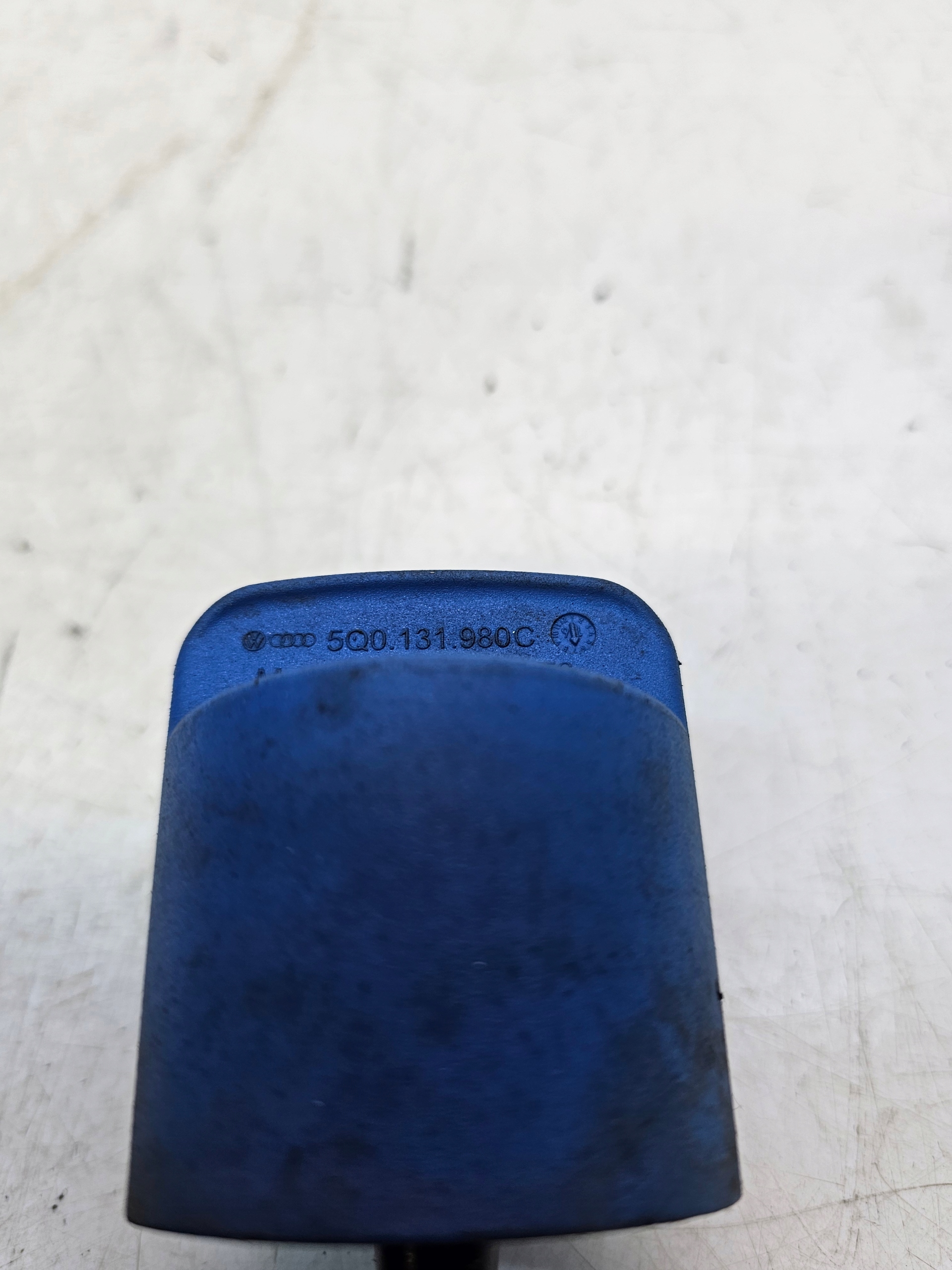 cup tanks ADBLU AUDI A3 A4 A6 A7 Q7 5Q0131980C