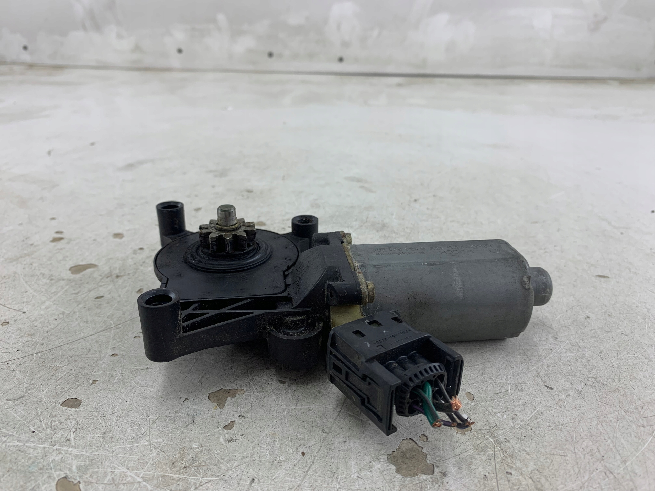 MERCEDES W210 mini motor windows left front 0130821708