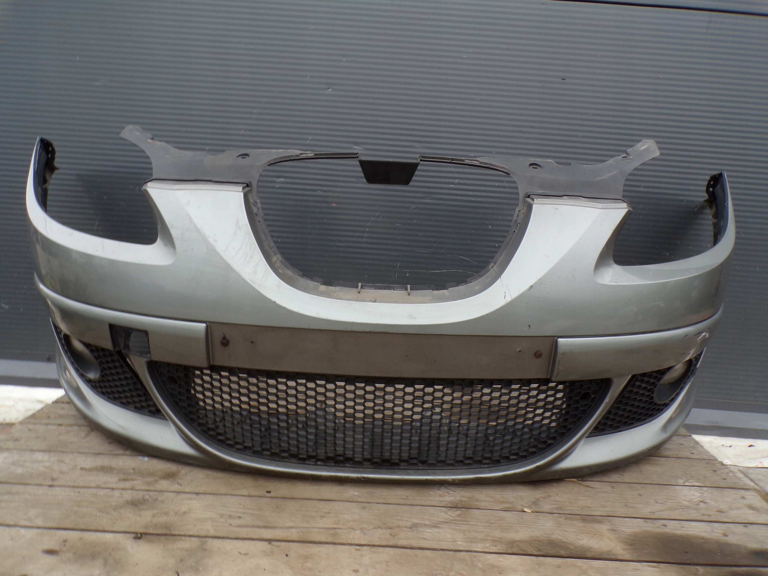 front bumper front SEAT ALTEA XL colour LW7Y below colour
