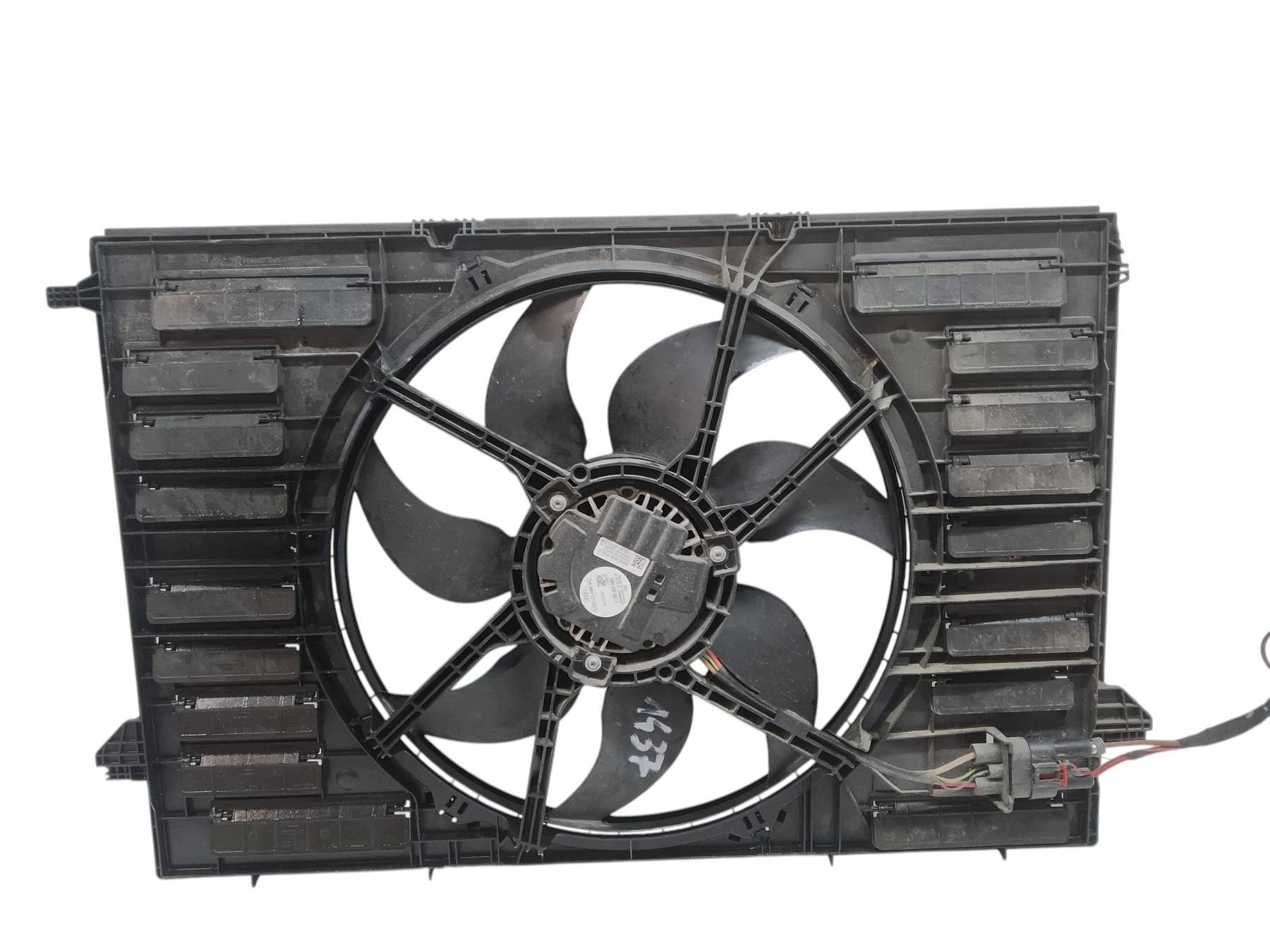 ventilátor chladiče 2.0 TDI 8W0959455J Audi A6 V (2018-) C8