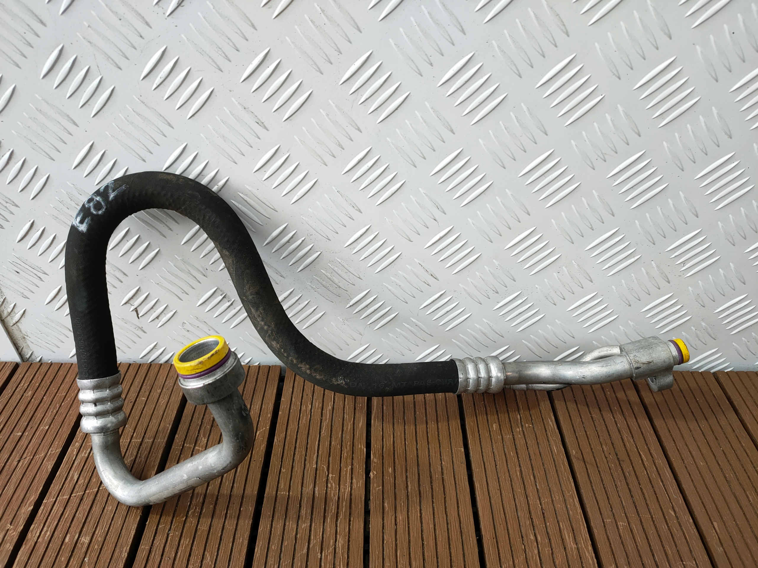 BMW E81 E82 E87 E88 04-11 2.0D N47 prijenos klimatizacije 6450 4250403