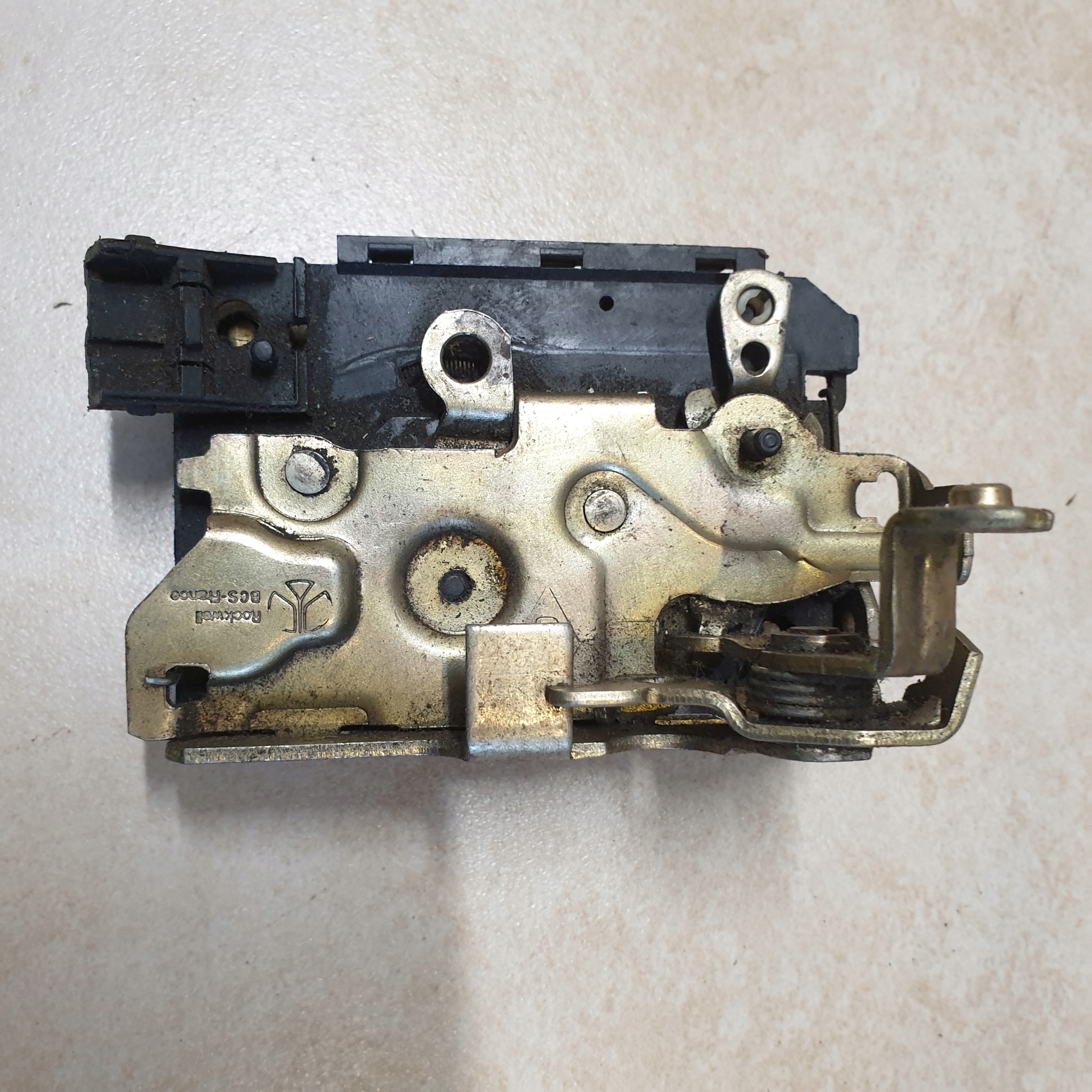 lock door right front RENAULT 19 OE EU