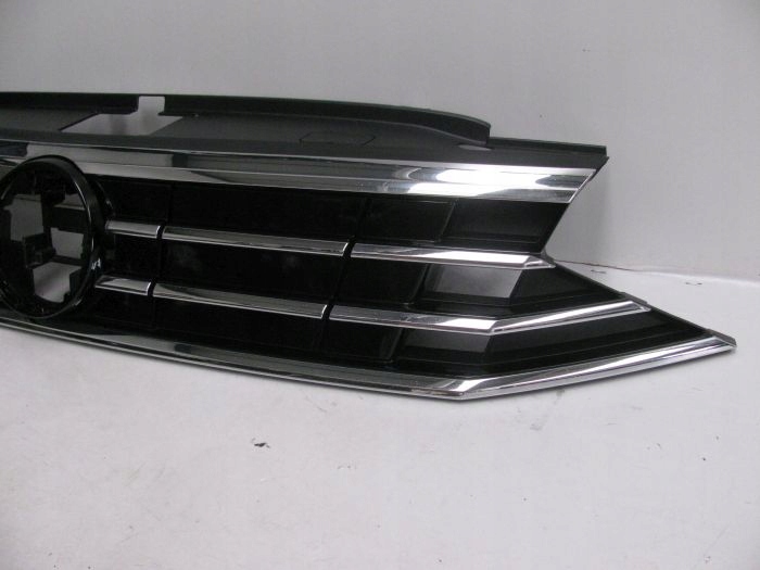 VW Passat B8 Kühlergrill FRONTGRILL Kühlergitter 3G0853479D - Thumbnail 4