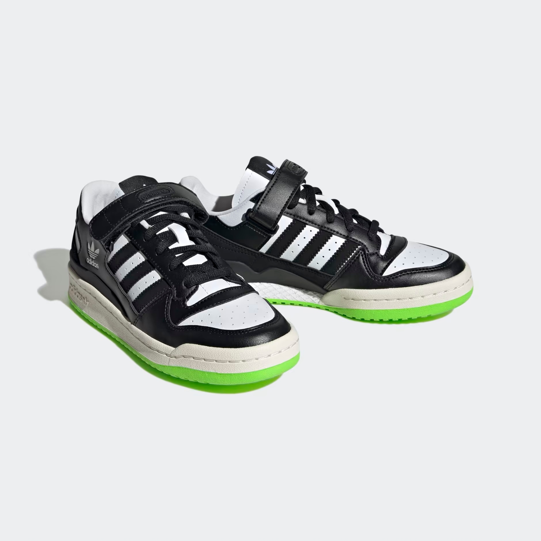 Boty Adidas Forum Low HQ4425 vel. 39 1/3