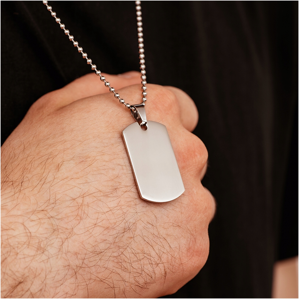 Zawieszka Z GRAWEREM MĘSKA NIEŚMIERTELNIK BLASZKA srebrna STAL 316L Marka Blingart