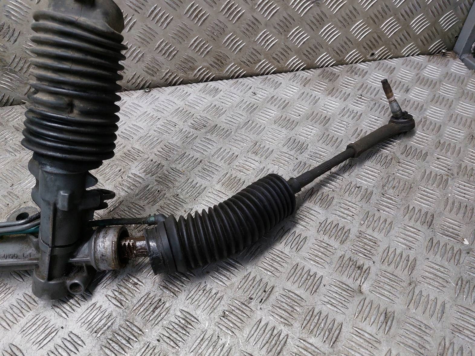 Boîter direction Boîter direction DO REGENERACJI CHRYSLER PACIFICA et