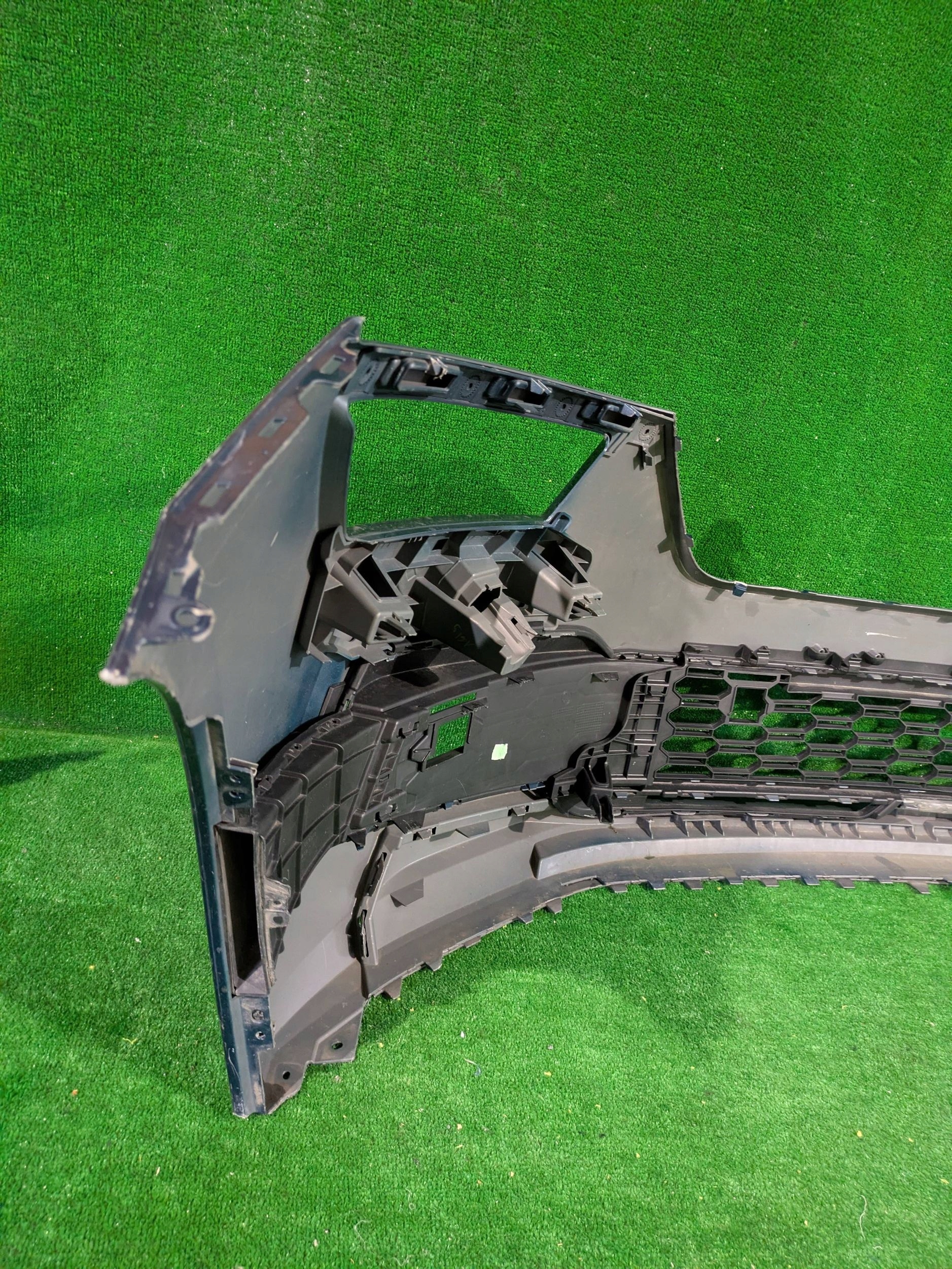 front bumper front SKODA KAMIQ 19