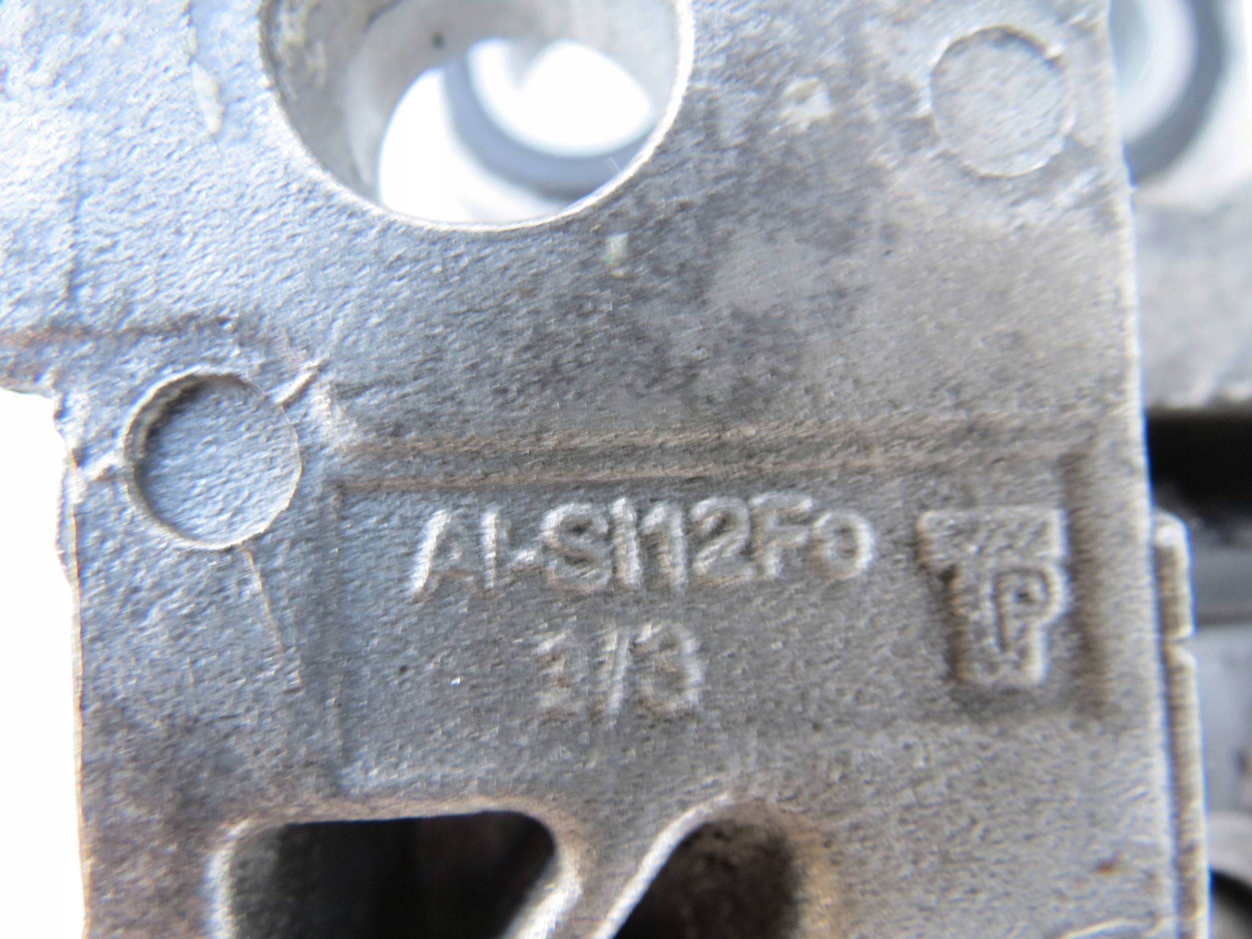 engine mount VOLVO V60 3131687602