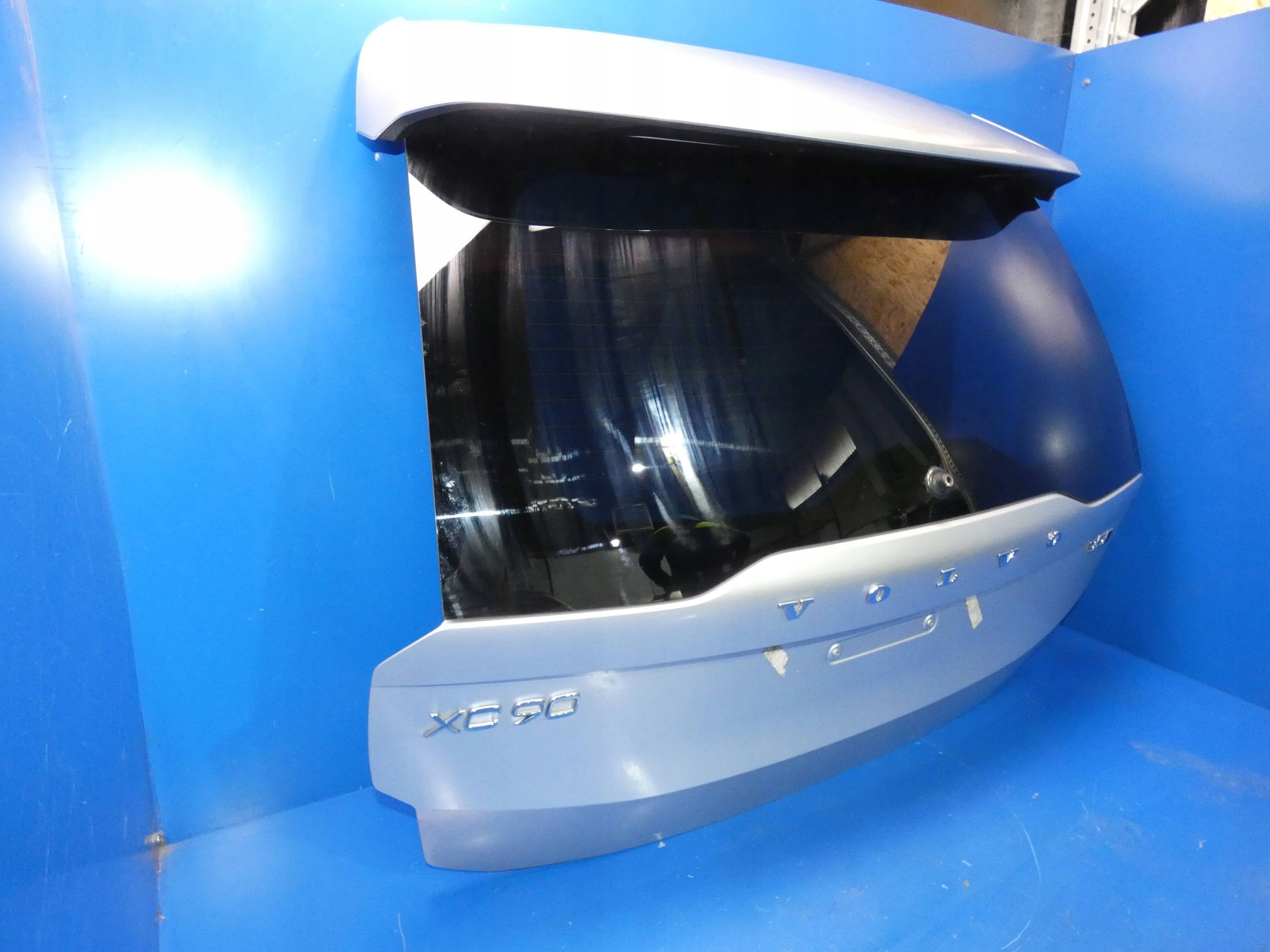 VOLVO XC90 II KLAPA BAGAŻNIKA SZYBA 711 Typ samochodu 4x4/SUV