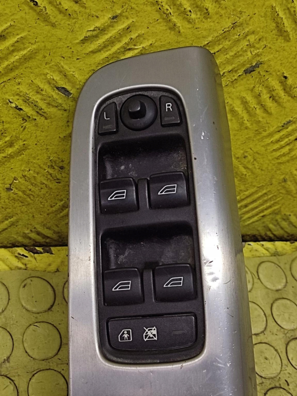 VOLVO V50 window control switch 30710787