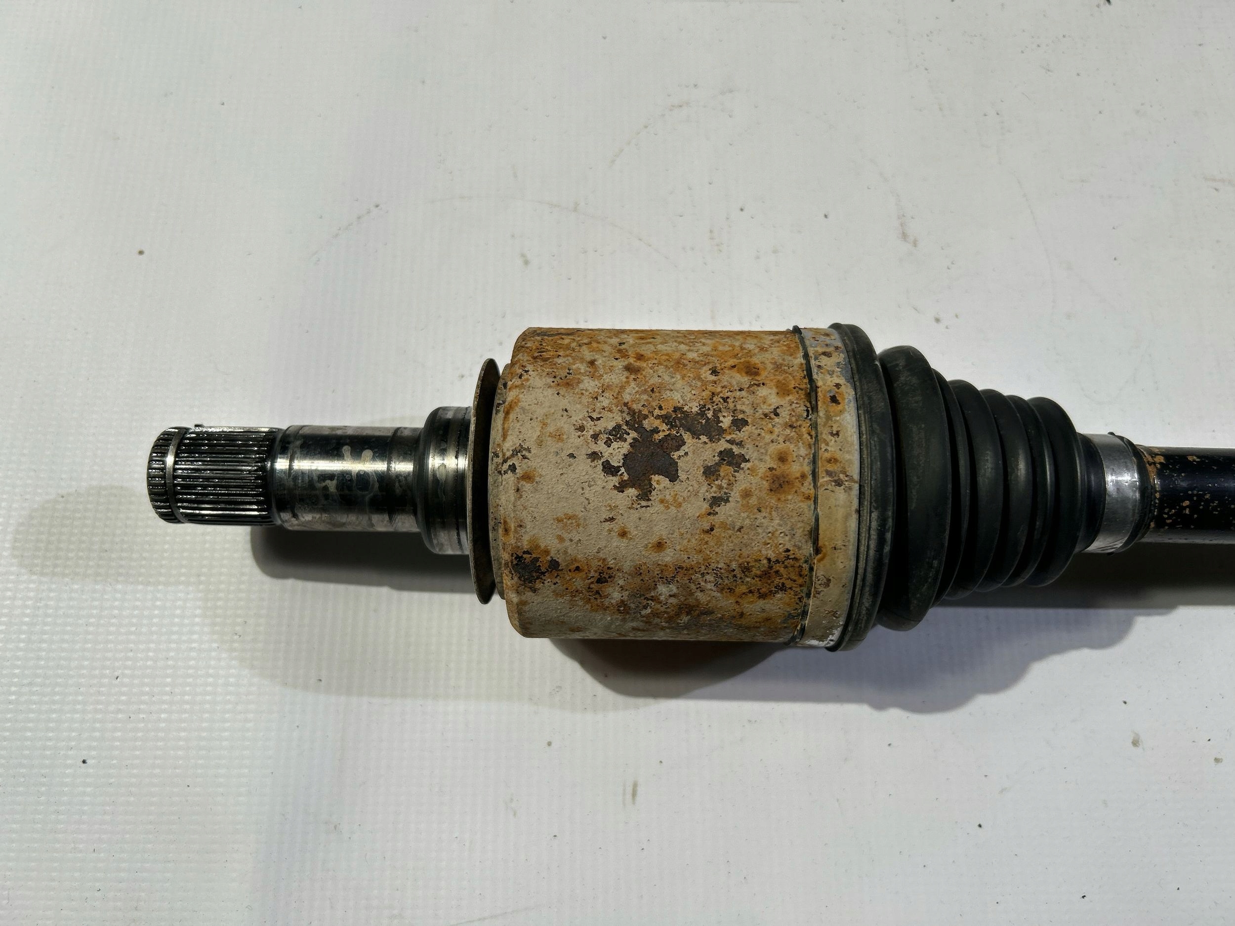 semi-axis rear part rear right left Dodge Challenger 2015