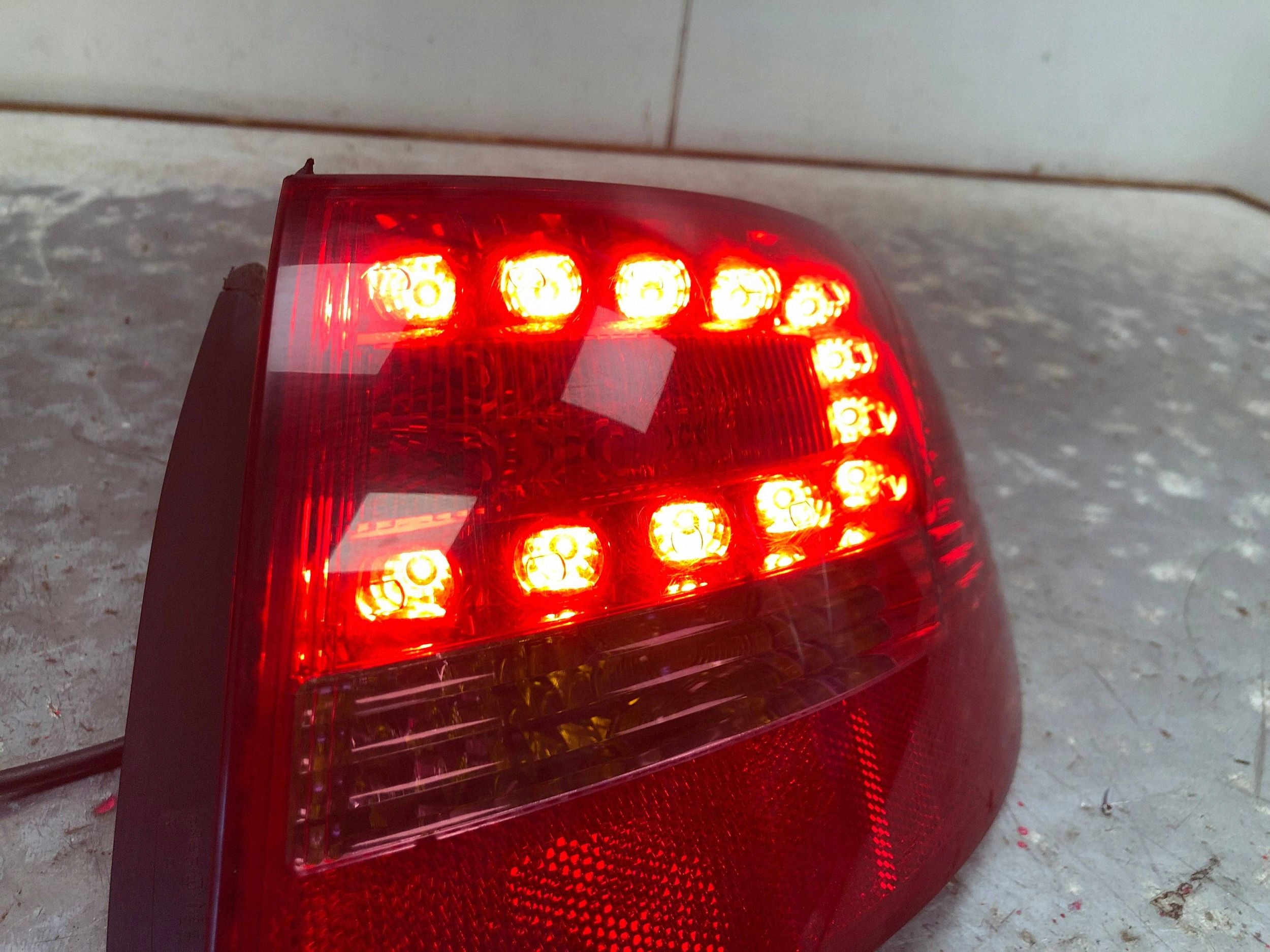 light right rear part LED AUDI A6 C6 KOMBI 89317049 4F9945096H