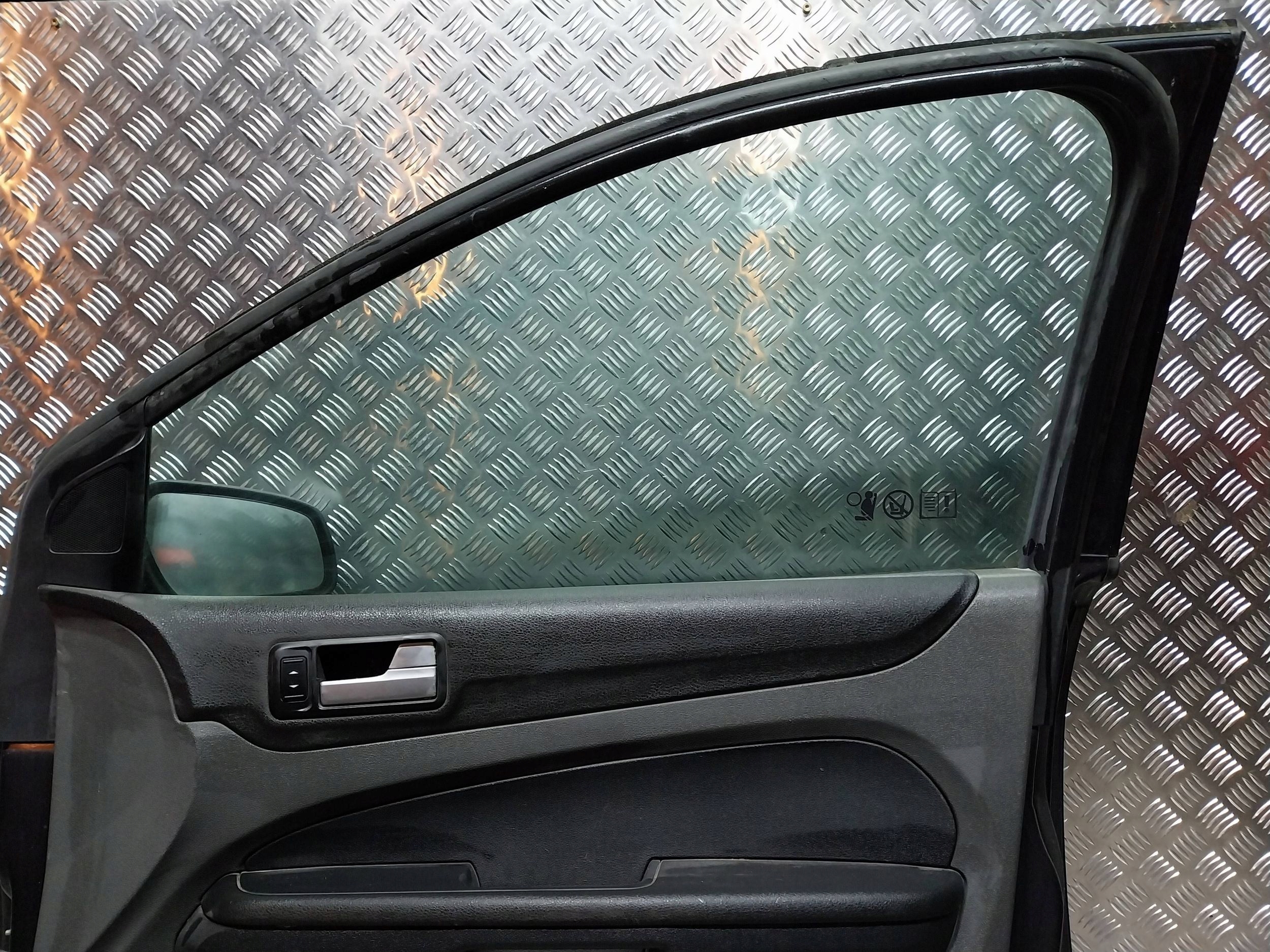 door front right FORD FOCUS MK2 04
