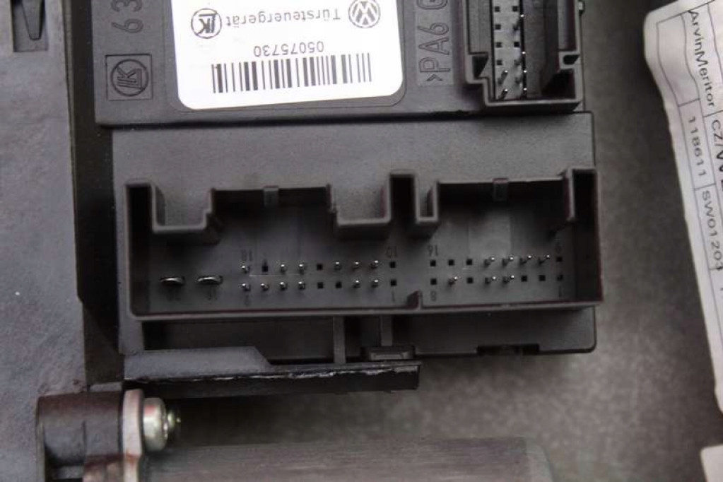 window regulator right front EU 1K3837462B VW GOLF 5 V 5D HB 03-09