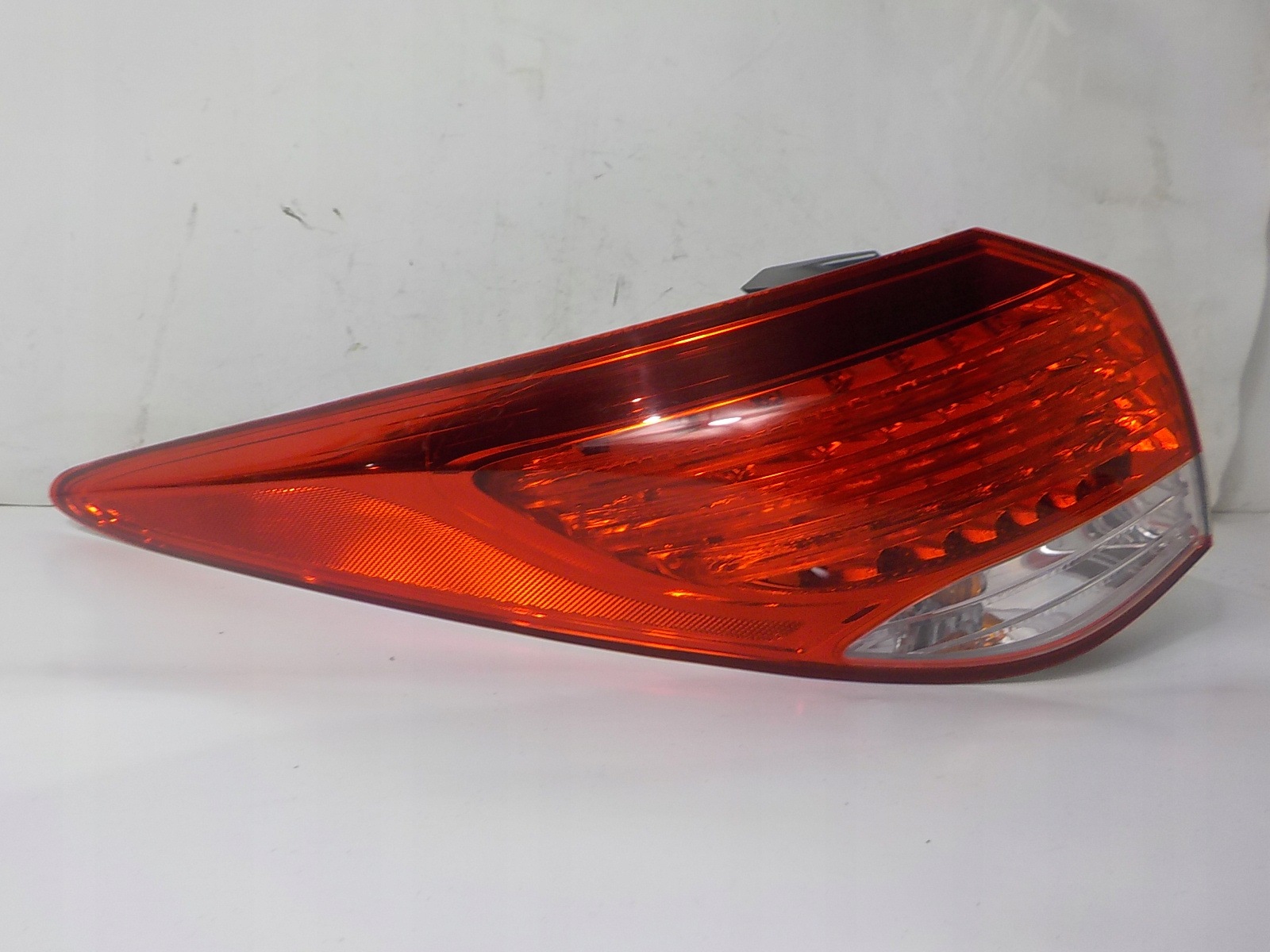 HYUNDAI I40 KOMBI light left rear left rear part
