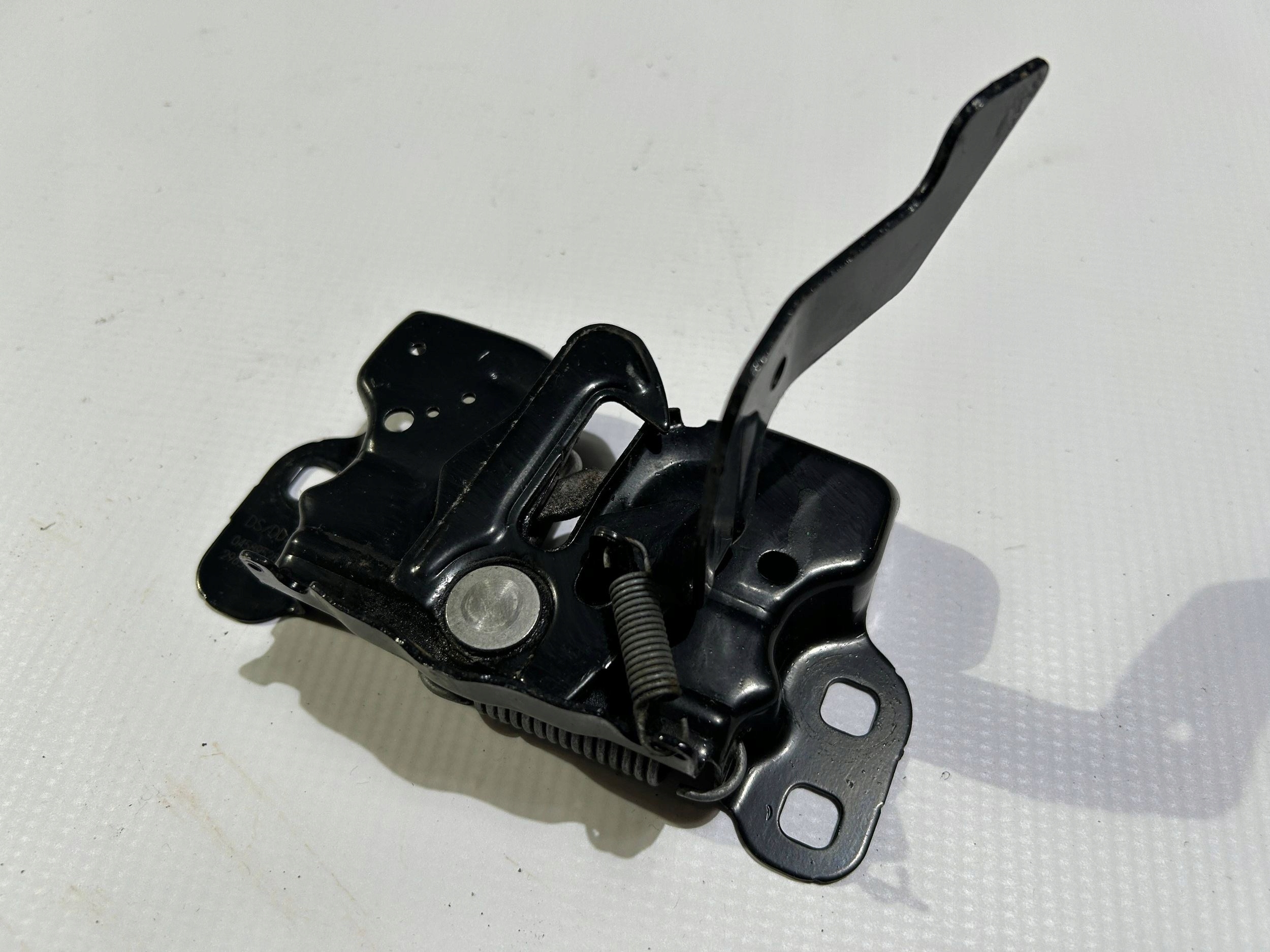 bonnet latch lock pokrywy of the engine front Dodge RAM 1500 2013