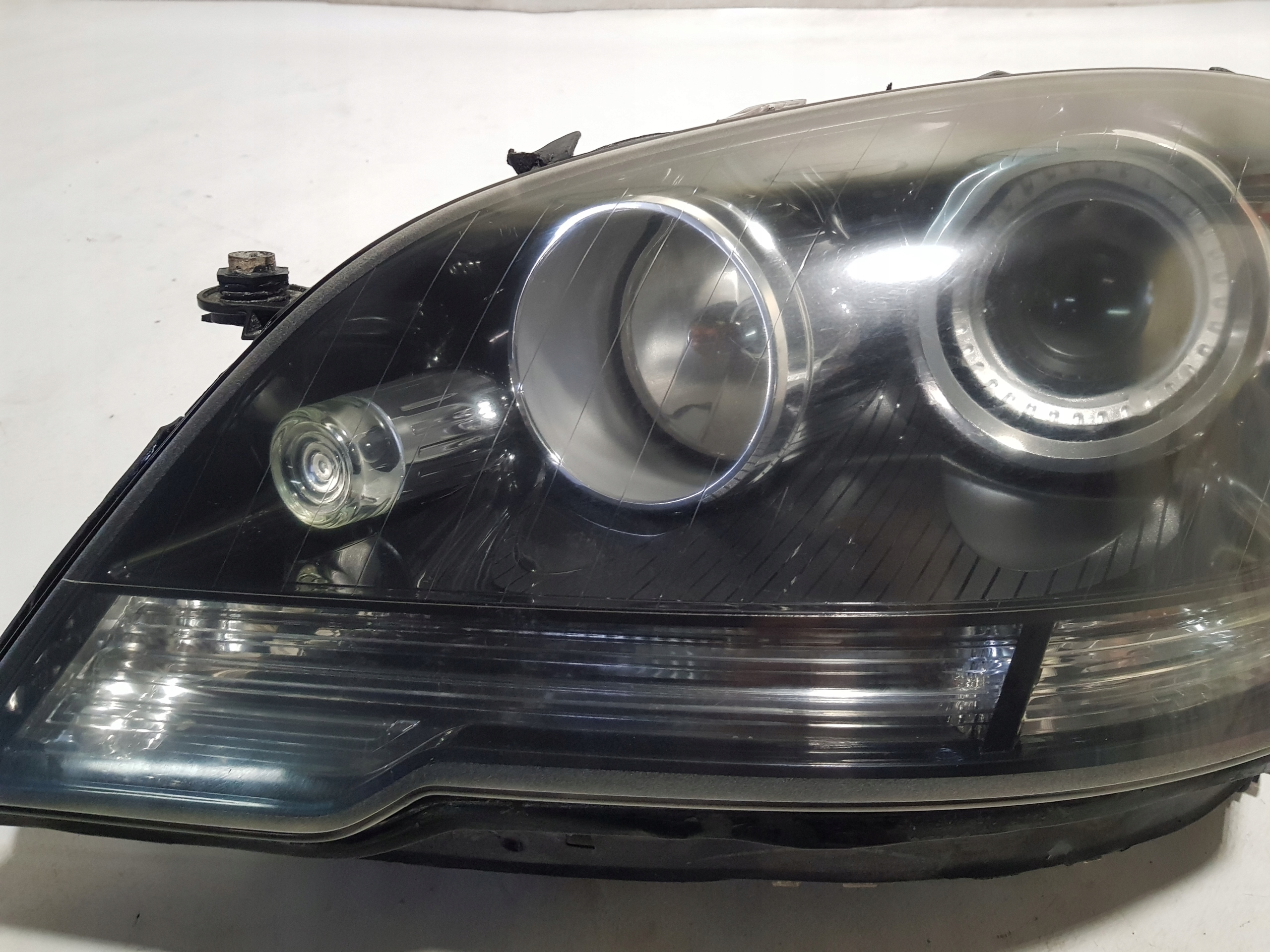 MERCEDES ML W164 AMG LIFT light BI-XENON left front A1648203959