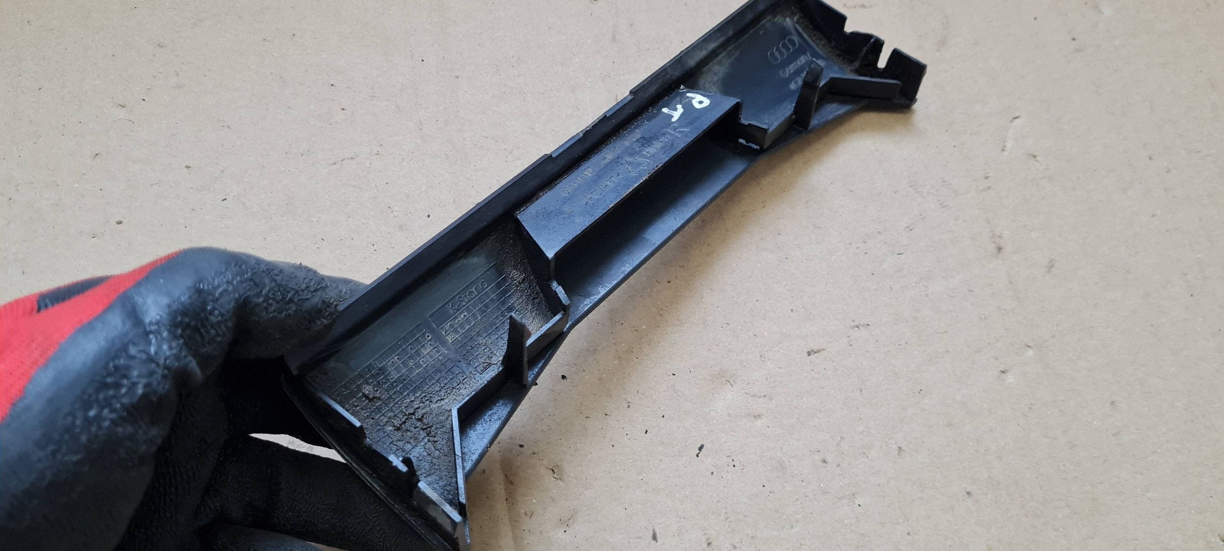 A7 4G spoiler mouldings PROGOWEJ right SLINE front 4G8853870