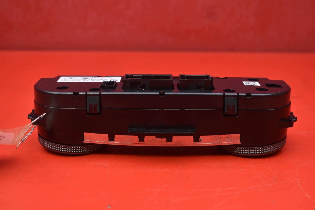 control panel air conditioning devices KLIMY A2048308285 MERCEDES C-KLASA W204 07-11