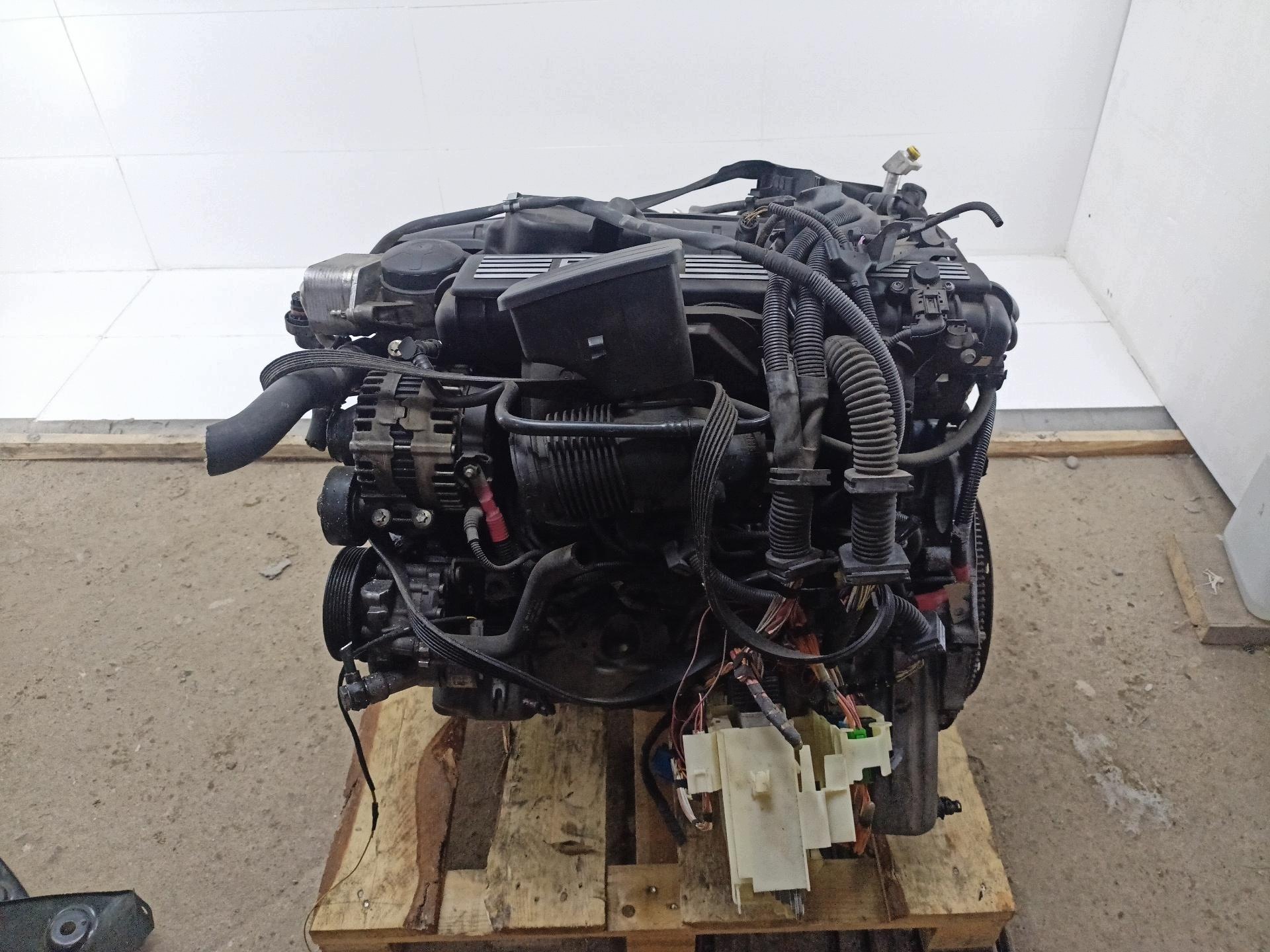engine complete BMW 5 E60/E61 facelift E61 2007 N52B30AF