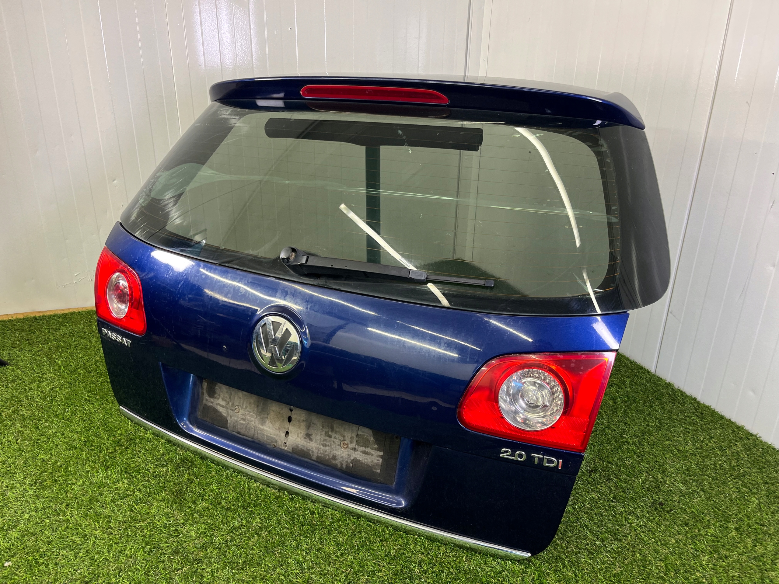 boot doors rear part complete VOLKSWAGEN PASSAT B6 KOMBI KOD LD5Q