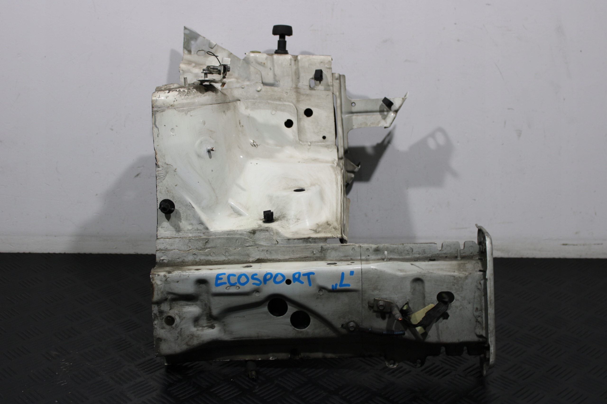 quarter quarter left front FARTUCH FORD ECOSPORT MK2
