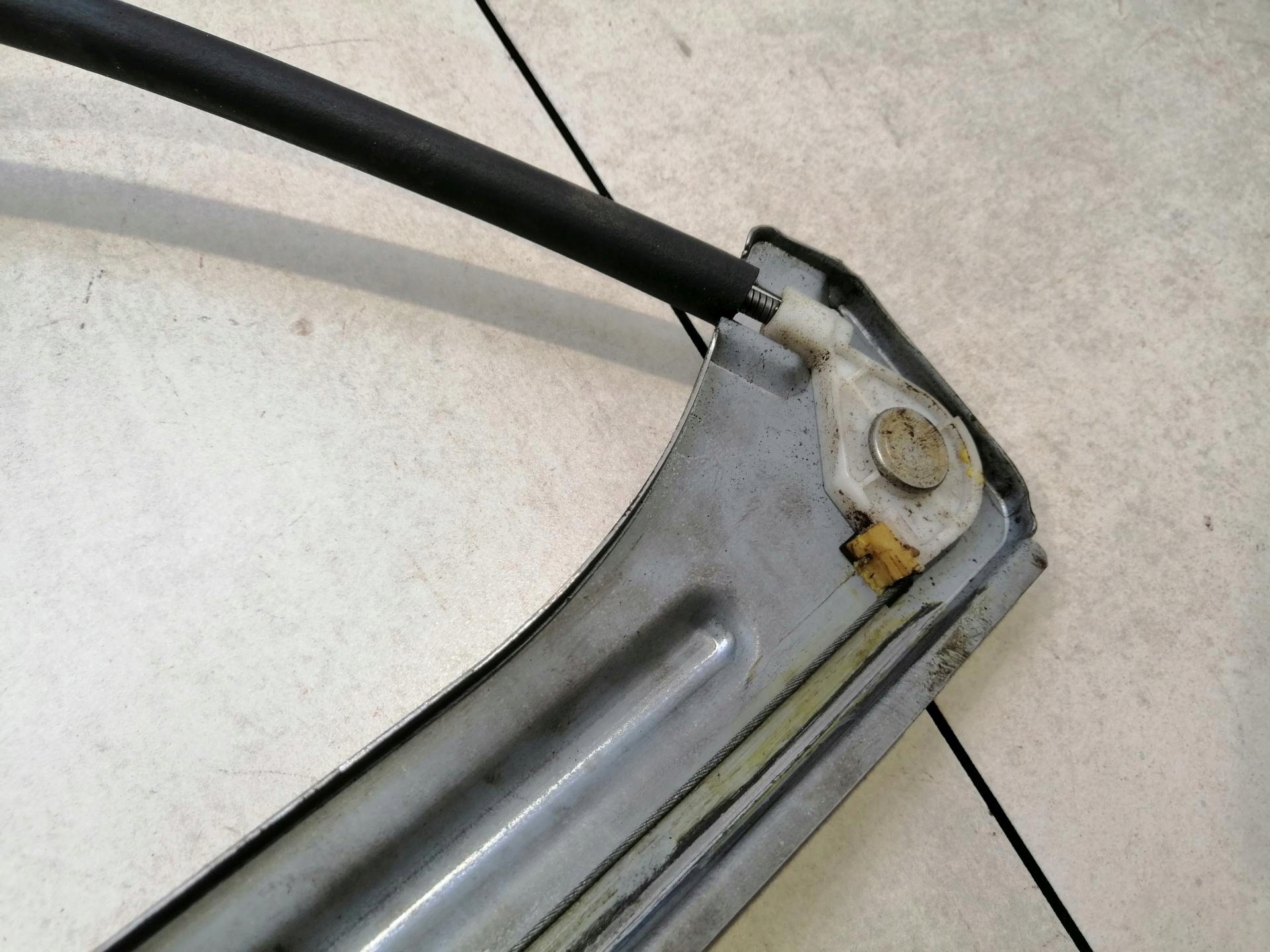 window regulator right front PT CRUISER 04724556AF