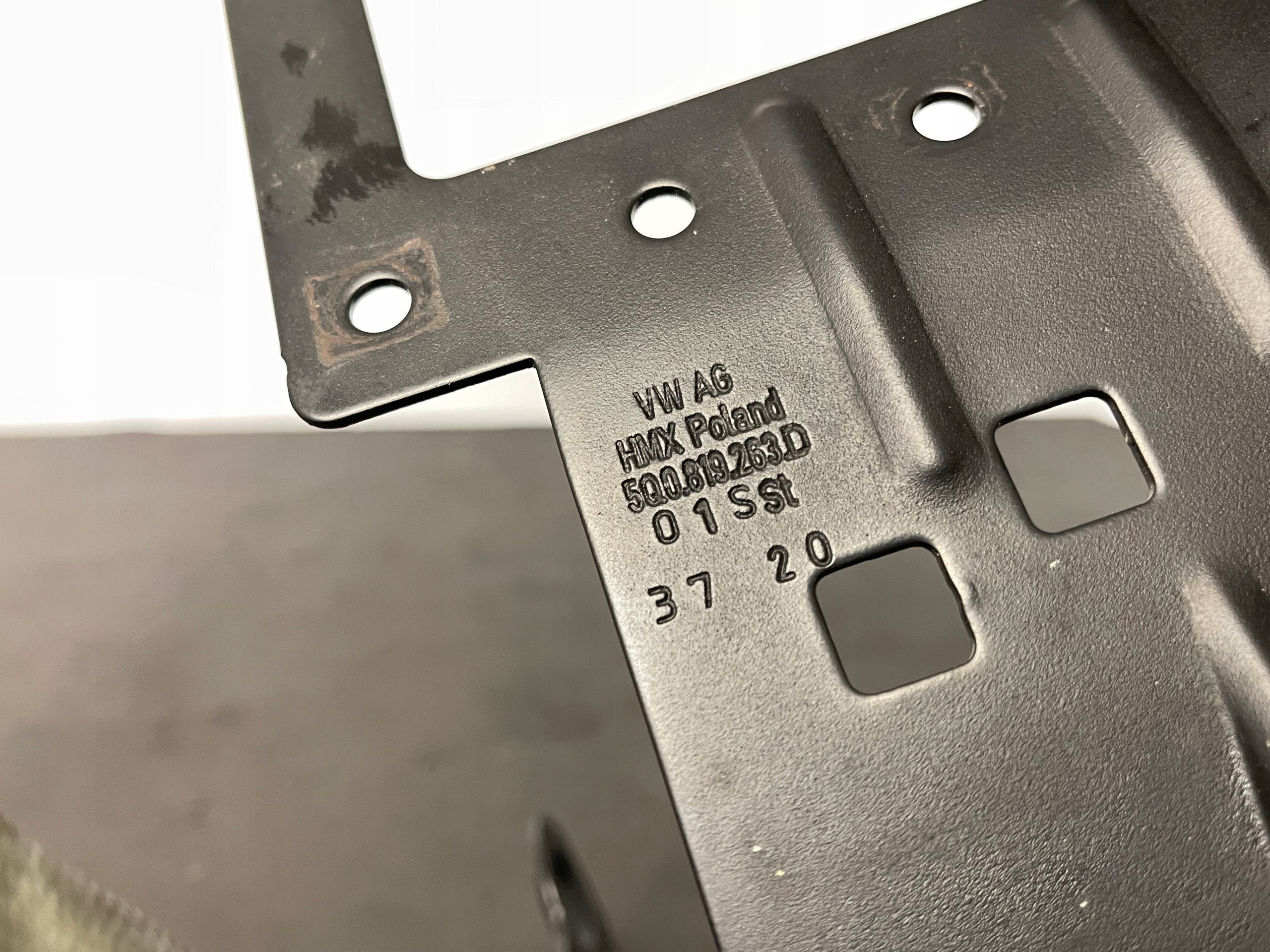 VW PASSAT B8 Halter Halter WEBASTO 5Q0819263D