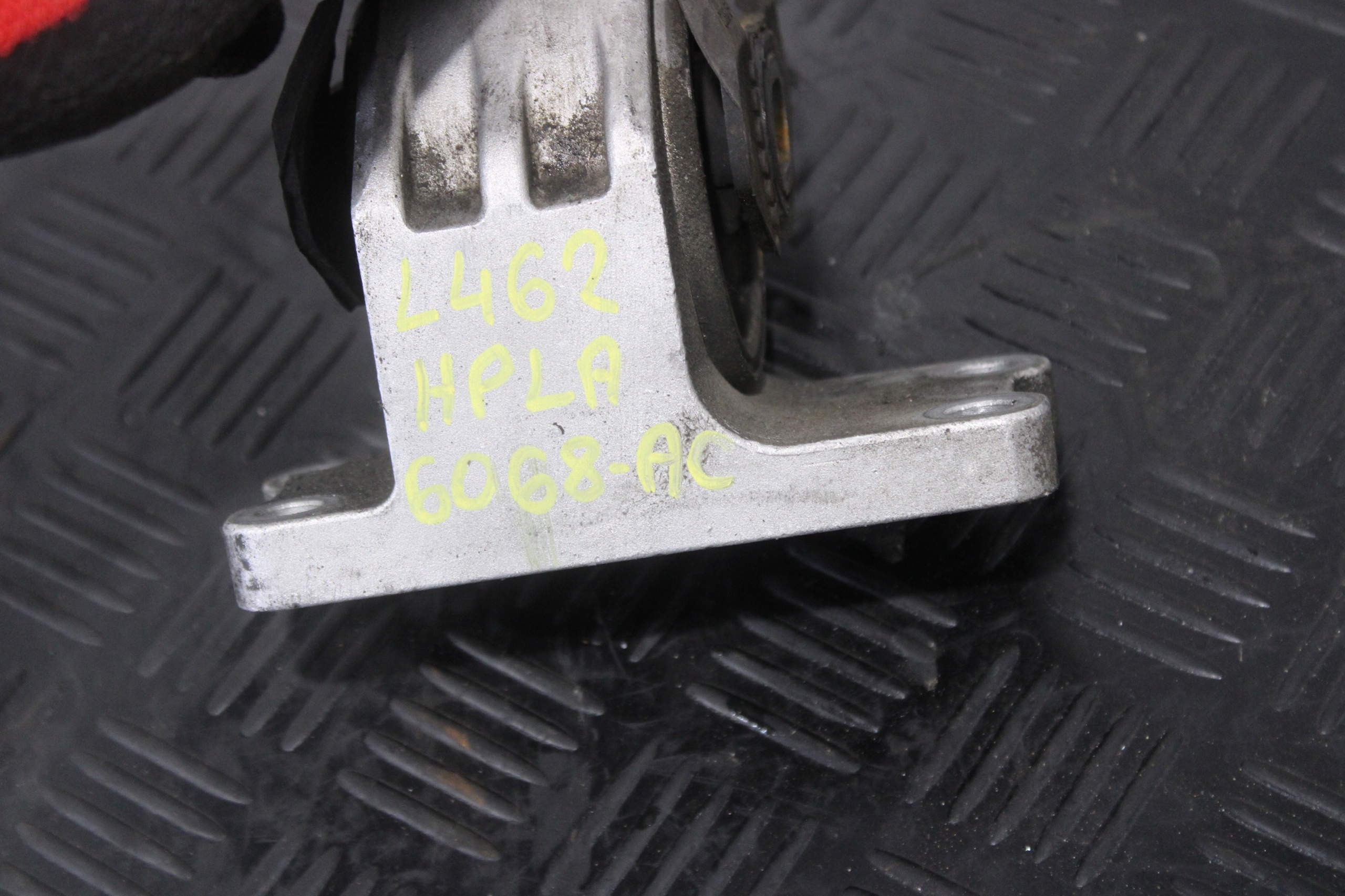 holder engine mount LAND ROVER DISCOVERY V 5 L462 HPLA-6068-AC